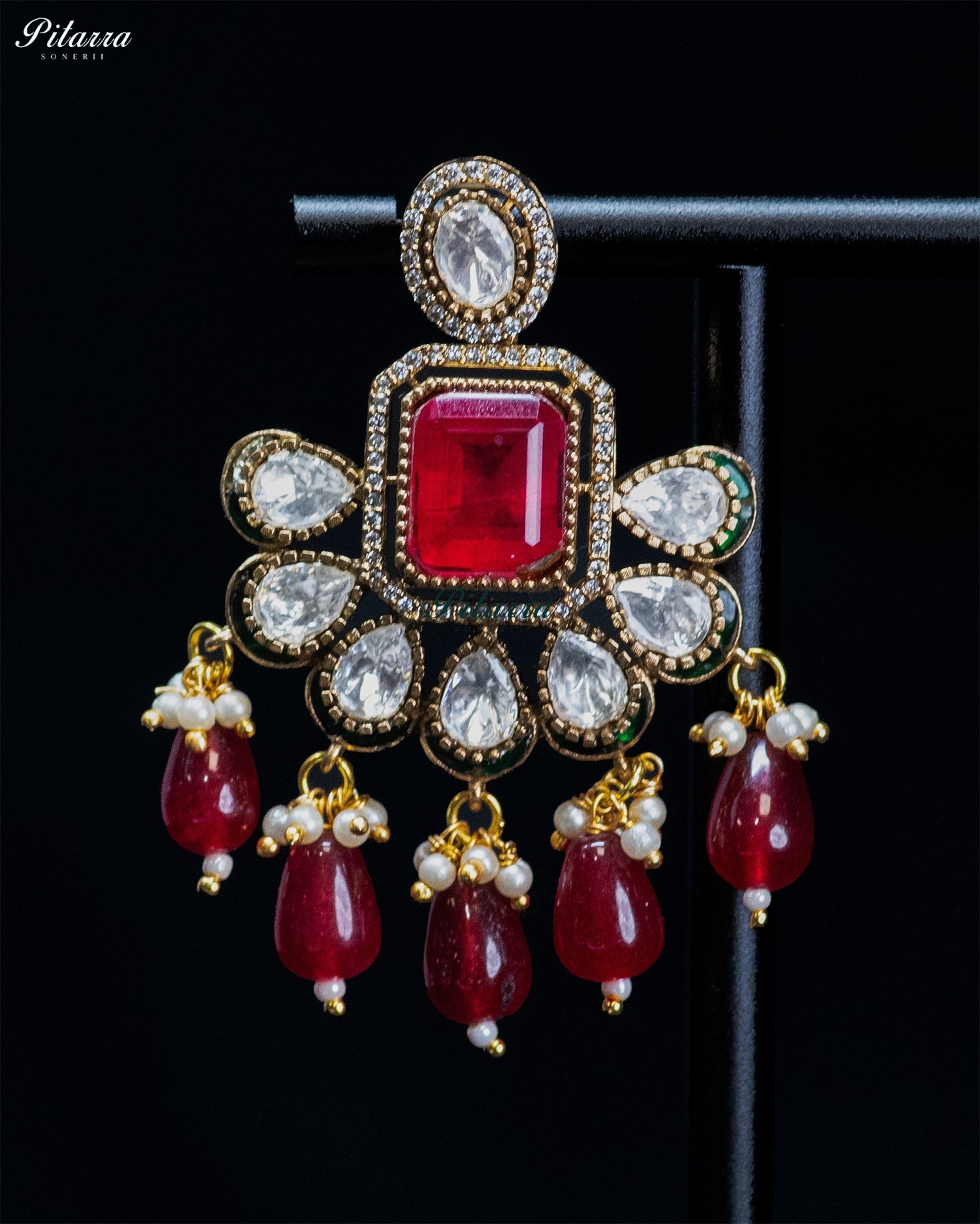 Red Square Pendant Kundan Necklace Set