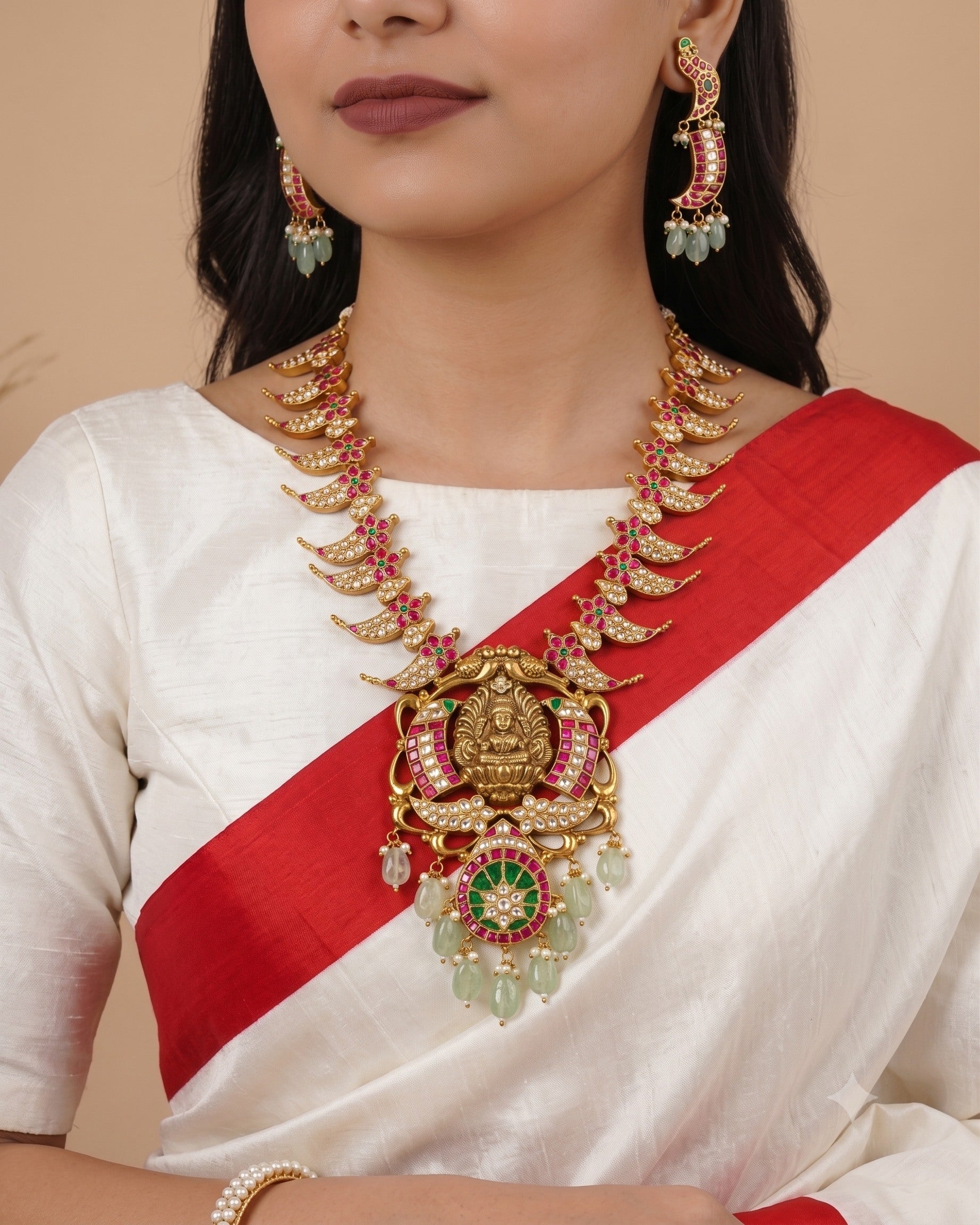 Gold Antique Kundan Necklace with Lakshmi Ji