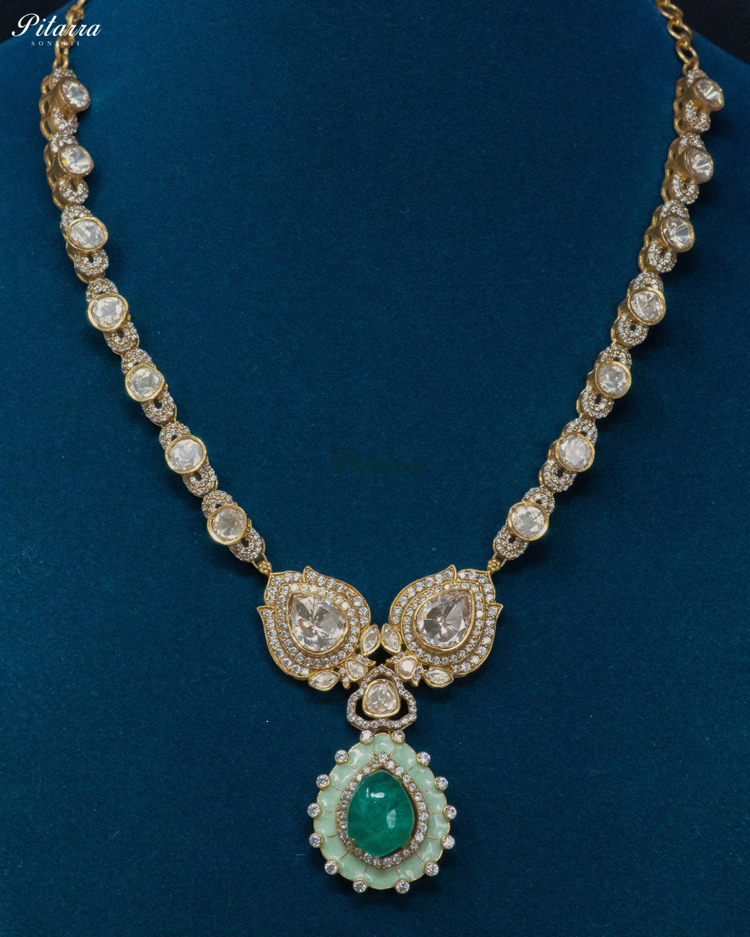 Emerald Teardrop Kundan Necklace Set