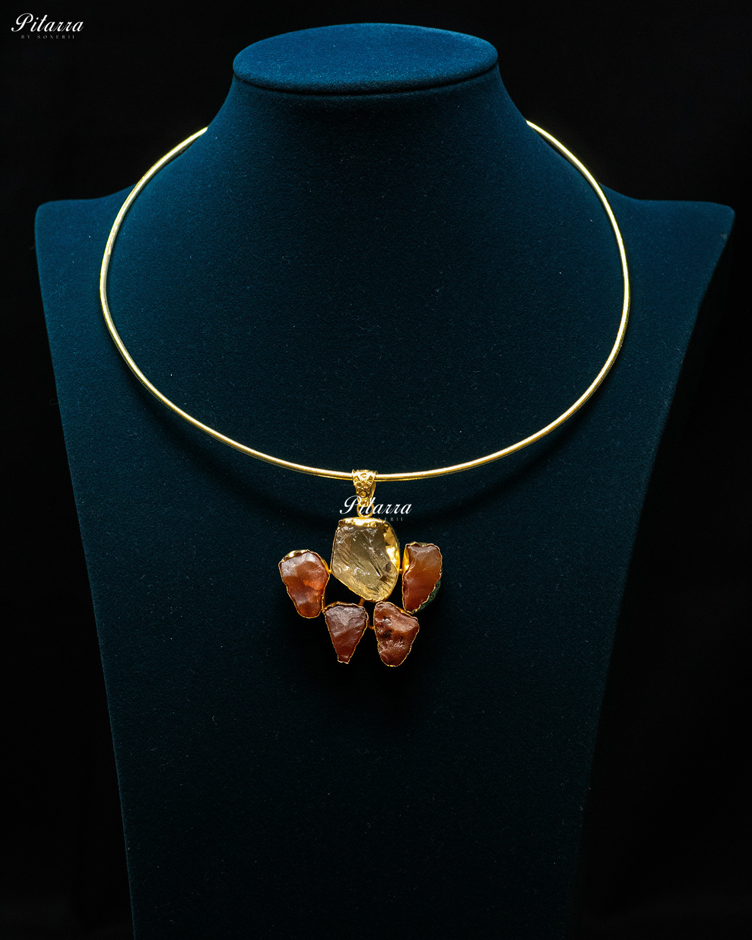 Gold Plated White Raw Stone Collar Pendant Set