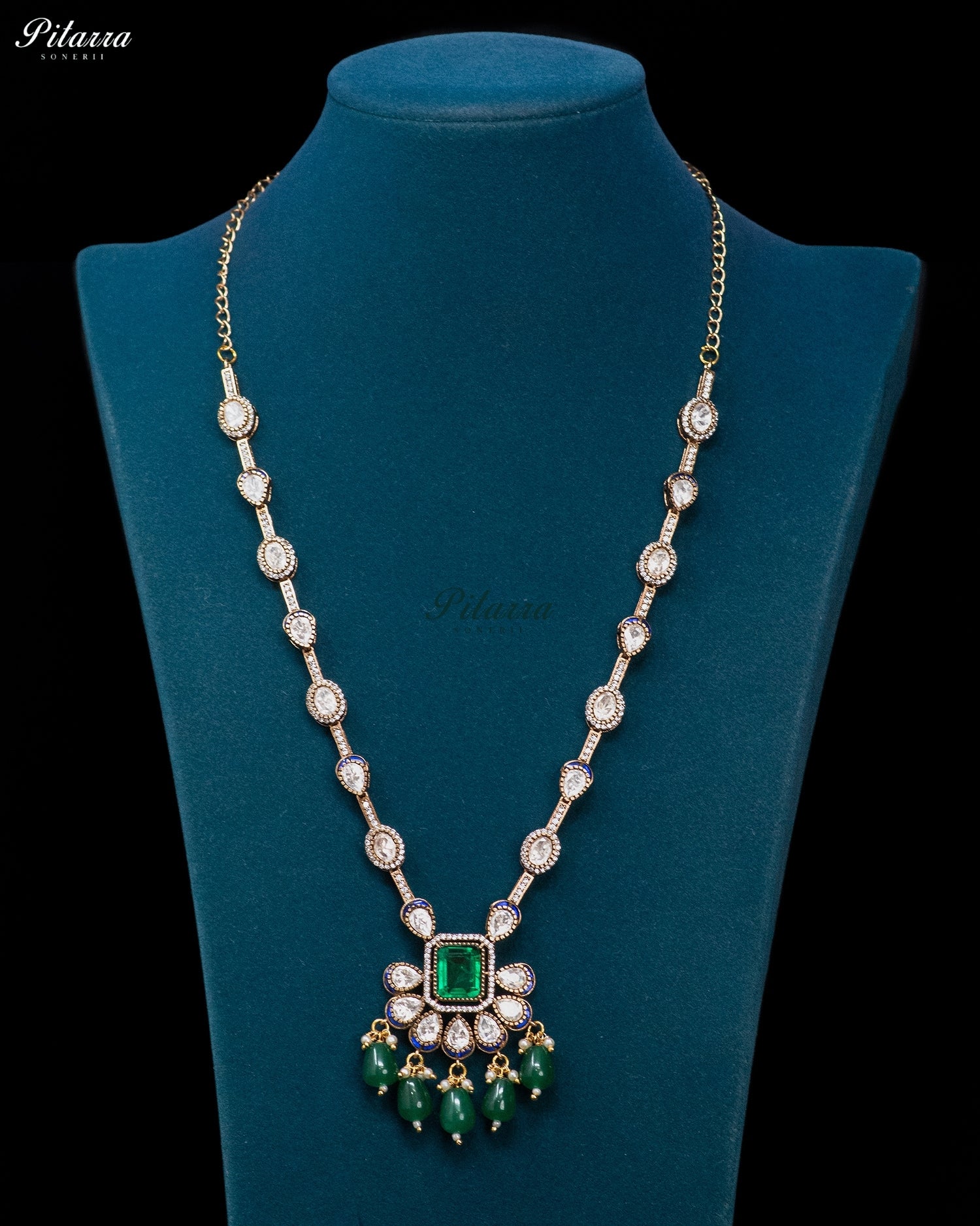 Emerald Royal Drop Necklace Set