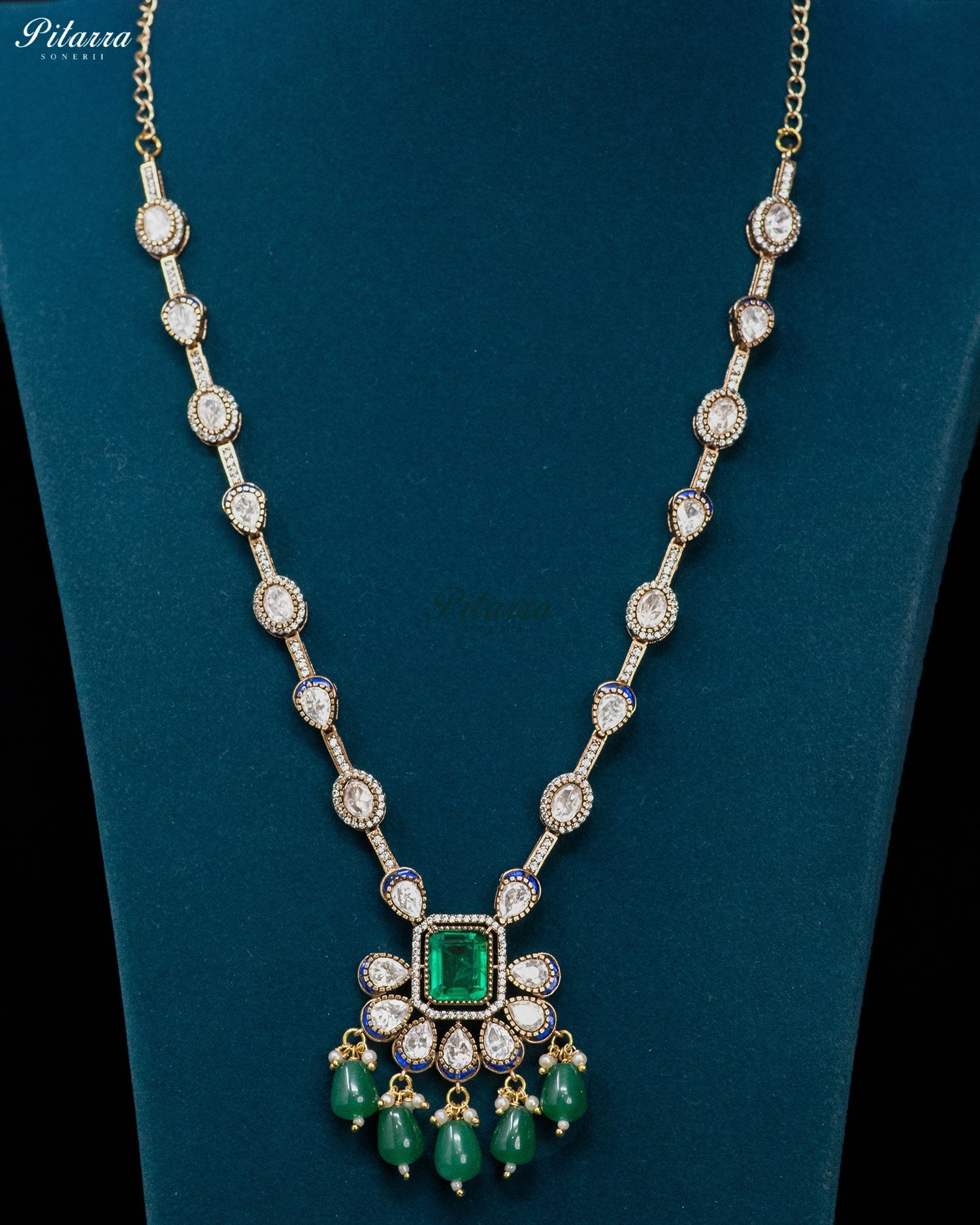 Emerald Royal Drop Necklace Set