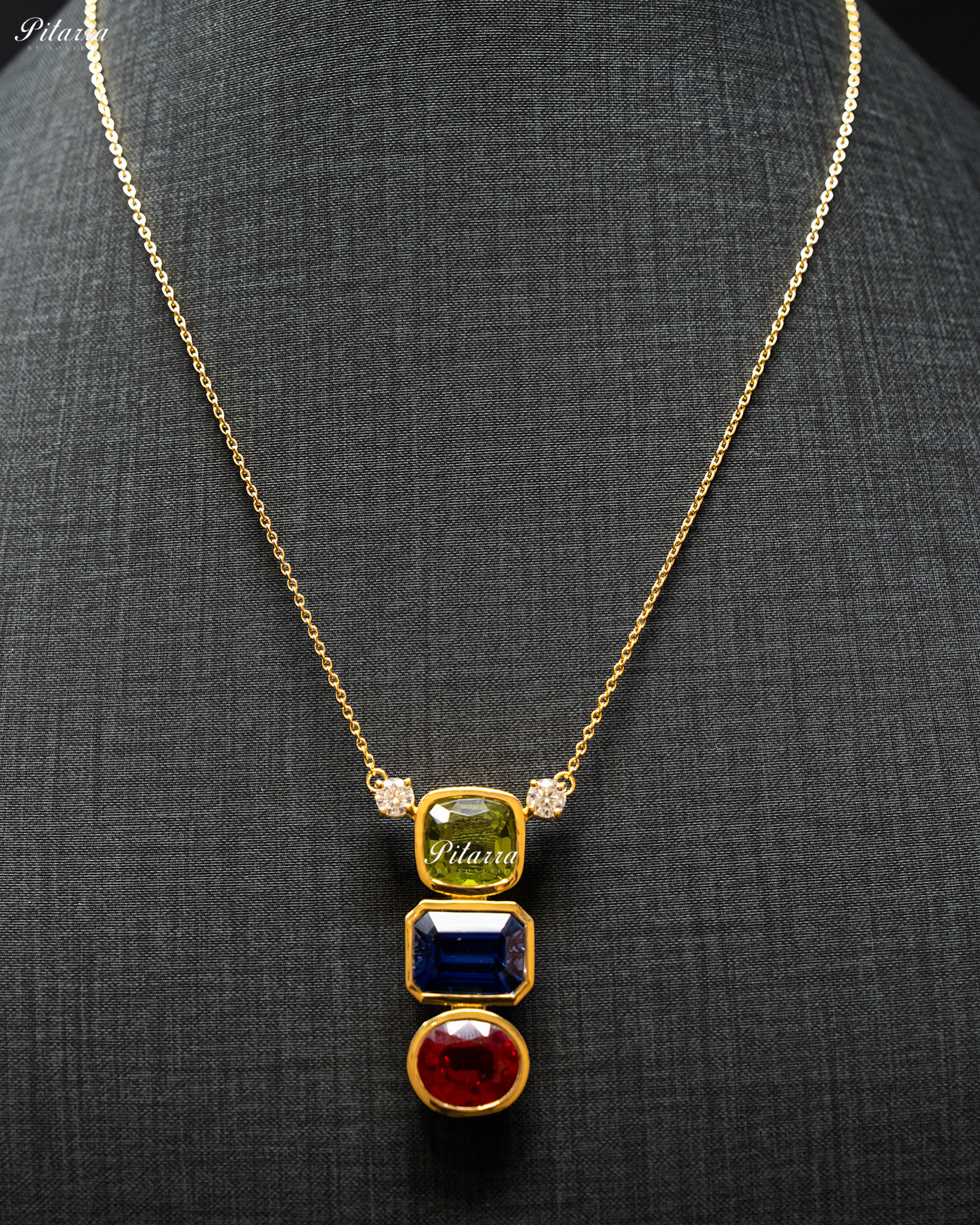 Gold Chain Square Green Top Stone Round Red Pendent Set