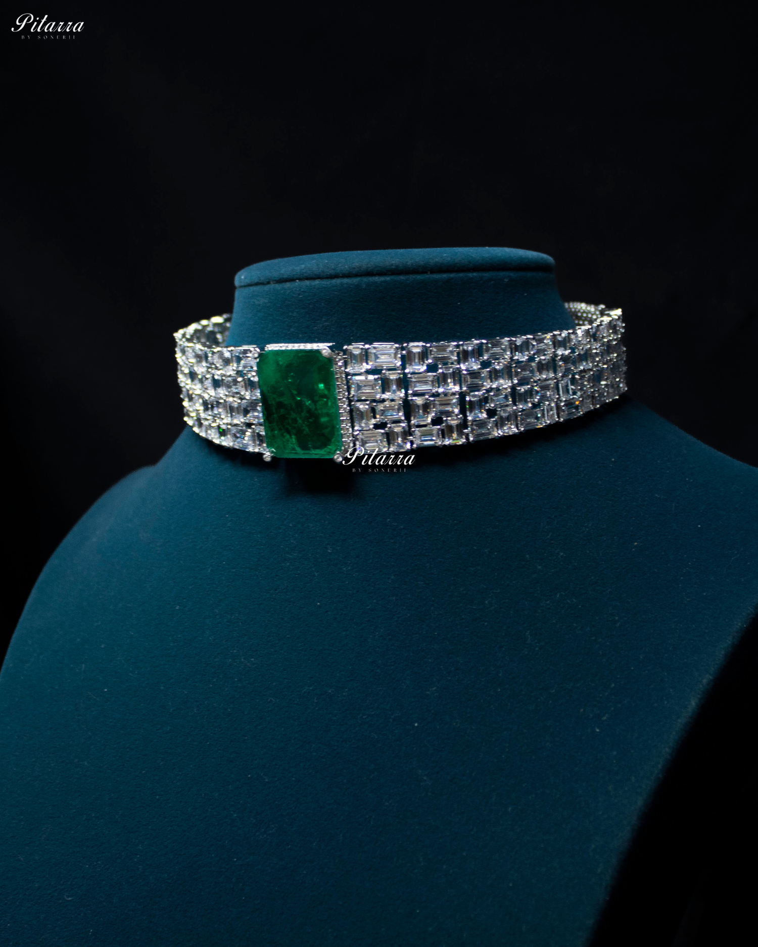 Emerald Stones Crystal Choker Set