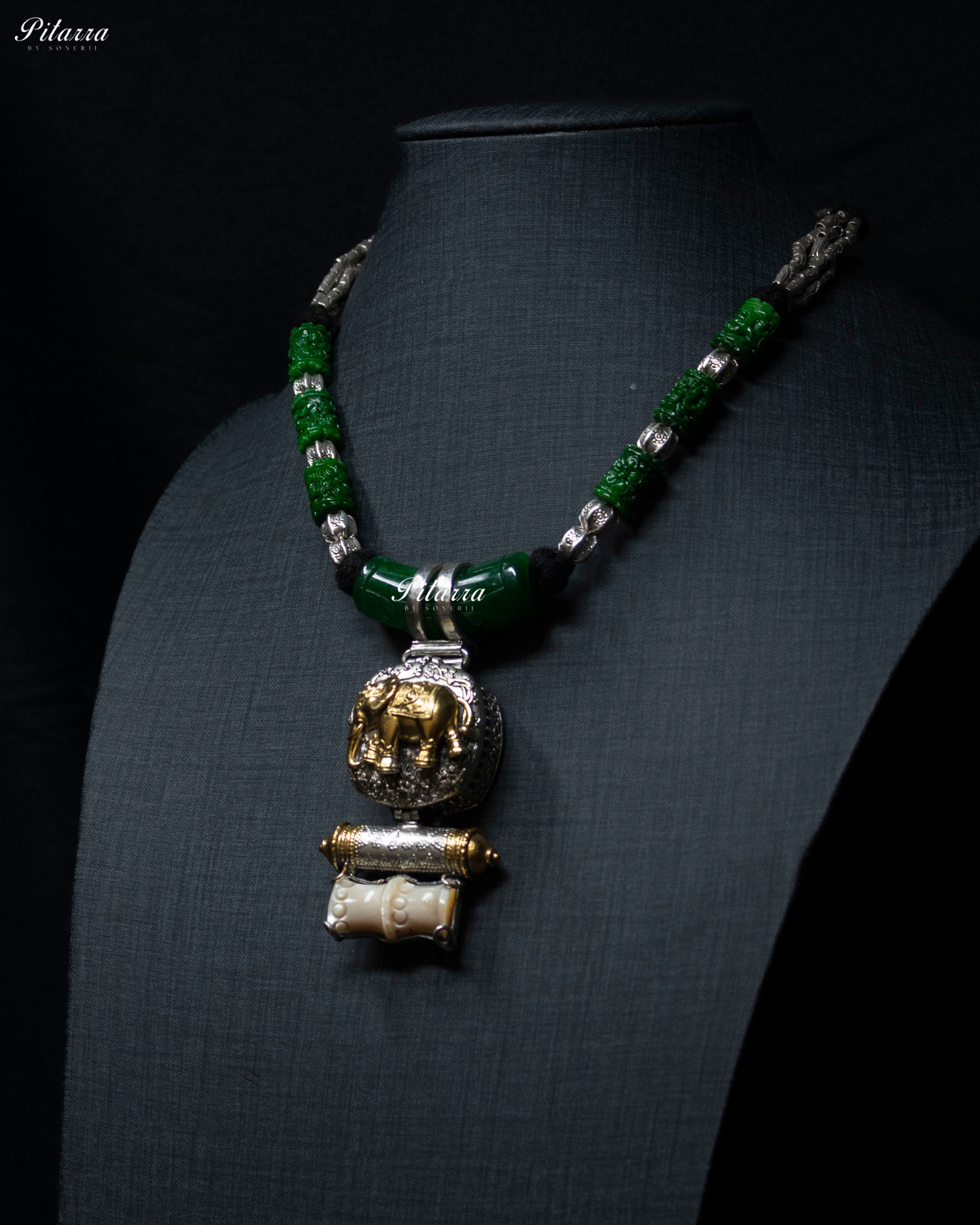 Elephant Motif Green Cylindrical Beads 92.5 Silver Necklace