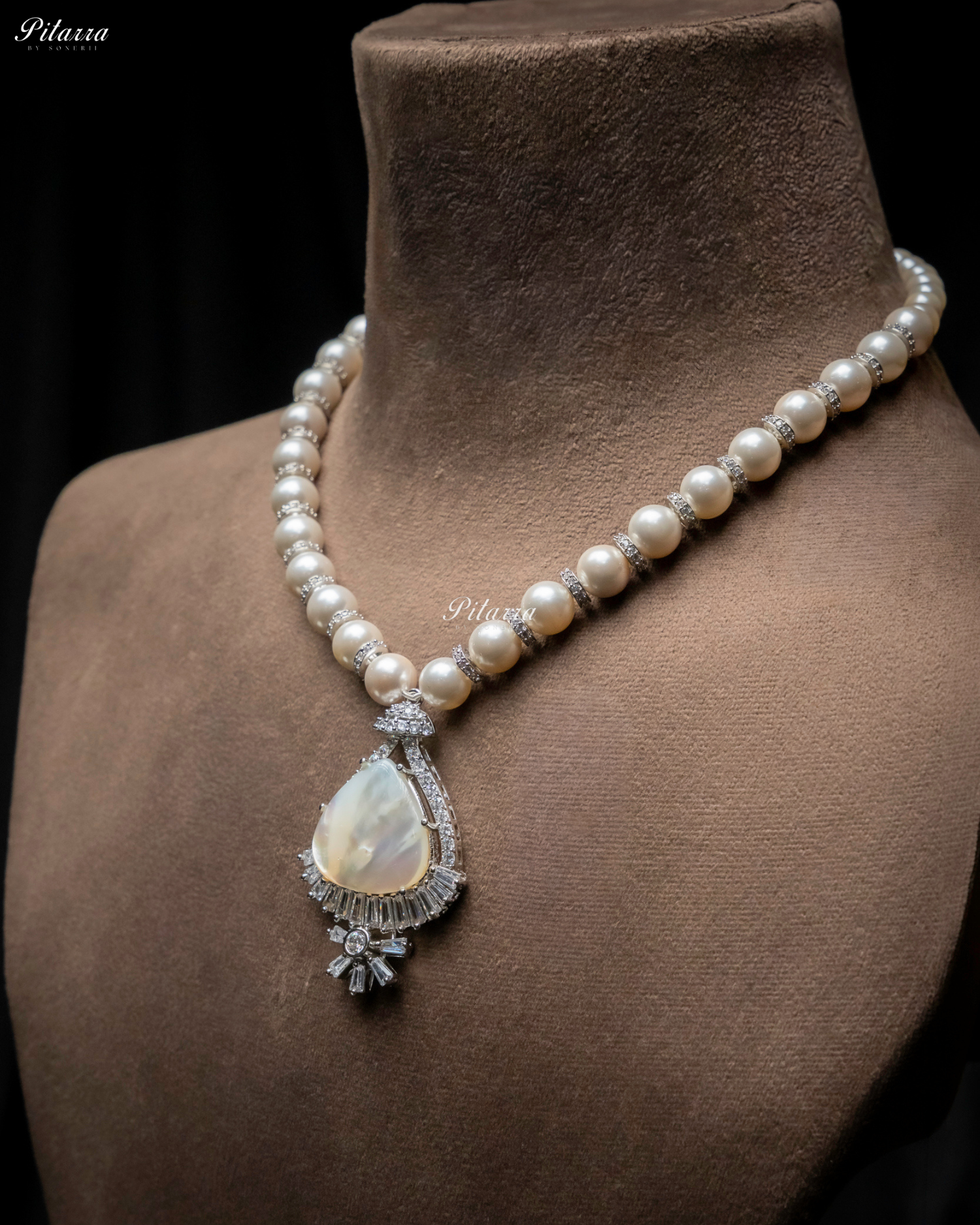 White Stone White Cultured Pearl Pendent Necklace Set
