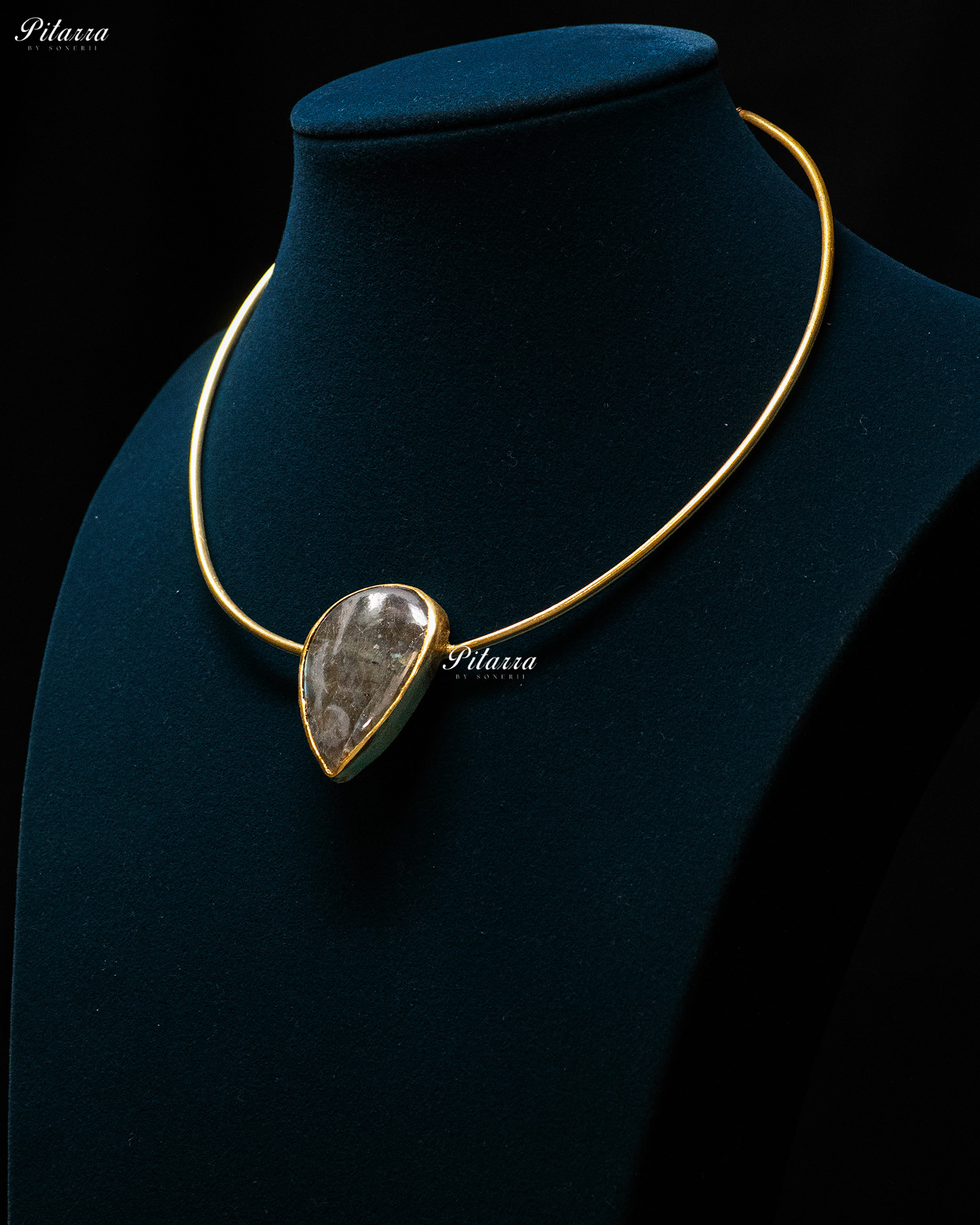 Gold Plated Handcrafted Teardrop Stone Collar Pendant
