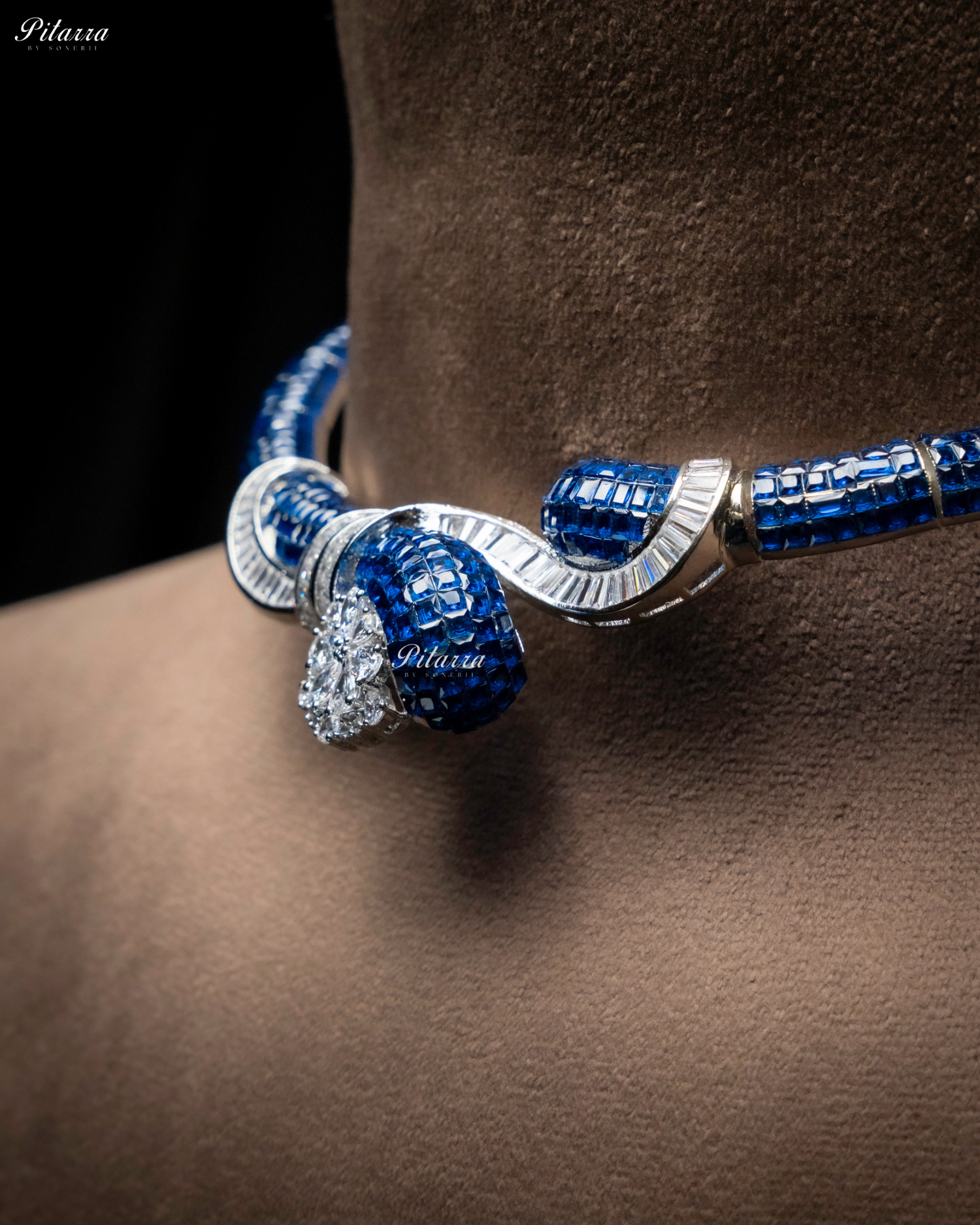 Blue Unique Style Pitarra Crystal Choker Set