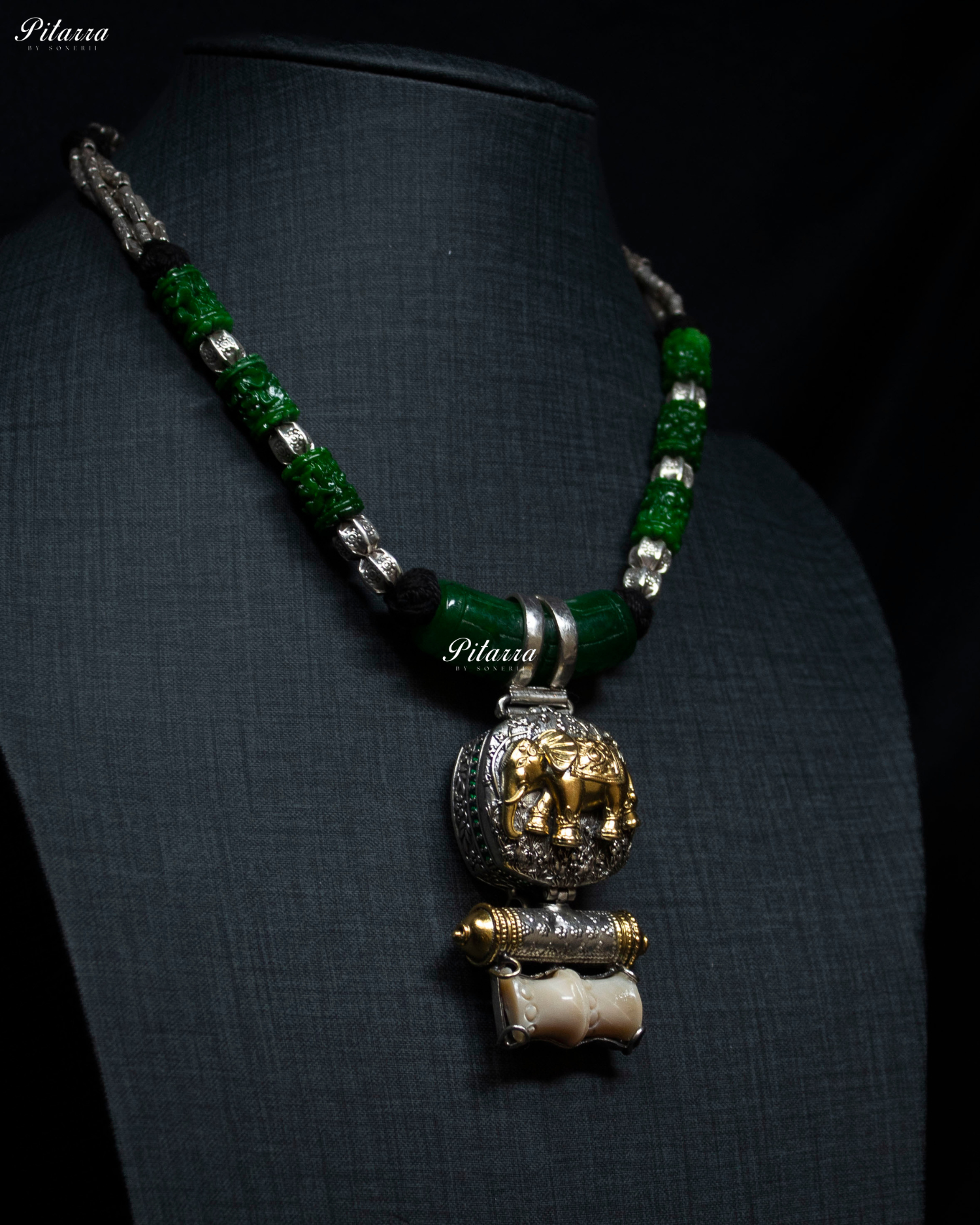 Elephant Motif Green Cylindrical Beads 92.5 Silver Necklace