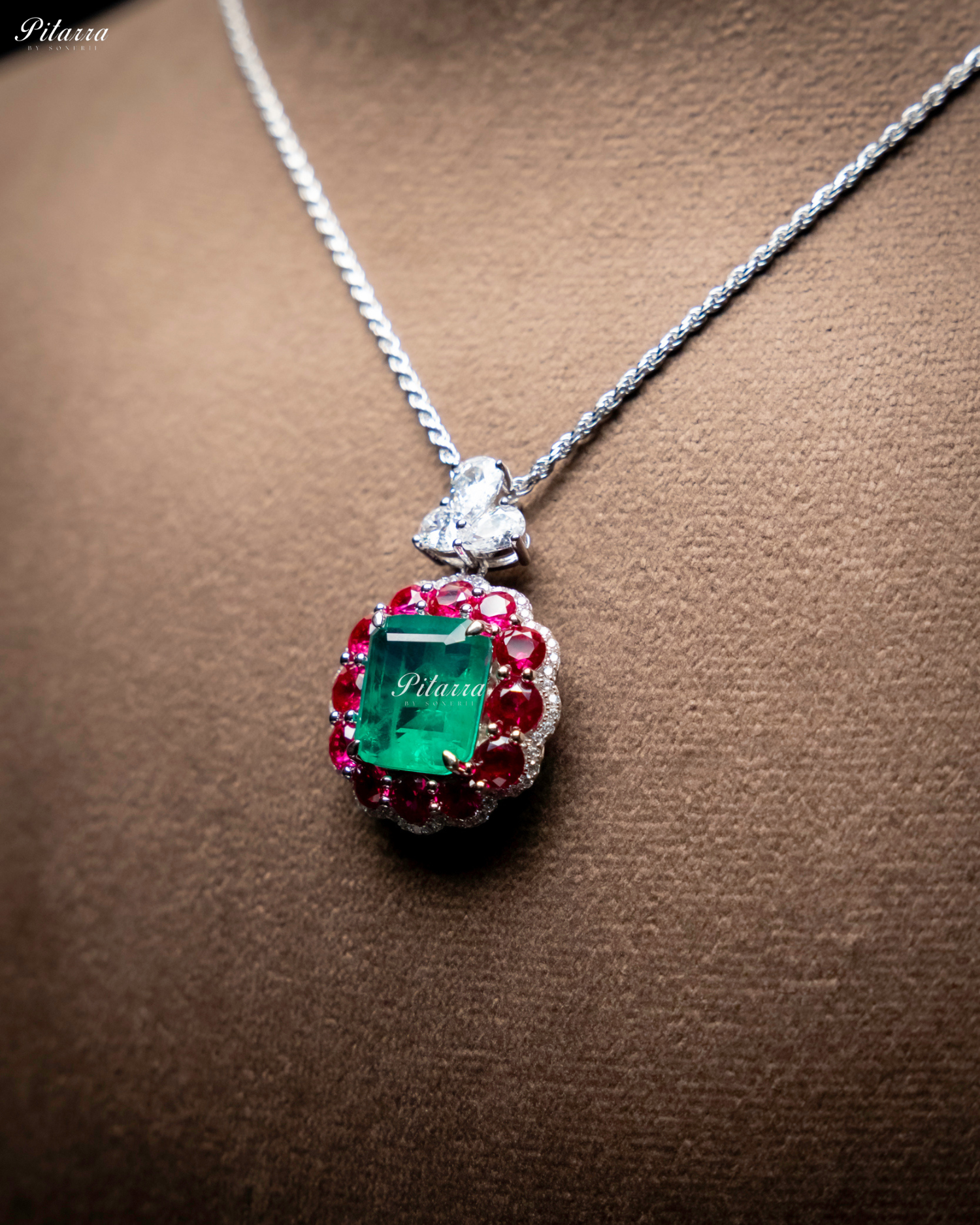 Emerald Stone Pink Line Square 92.5 Silver Neckalce Set