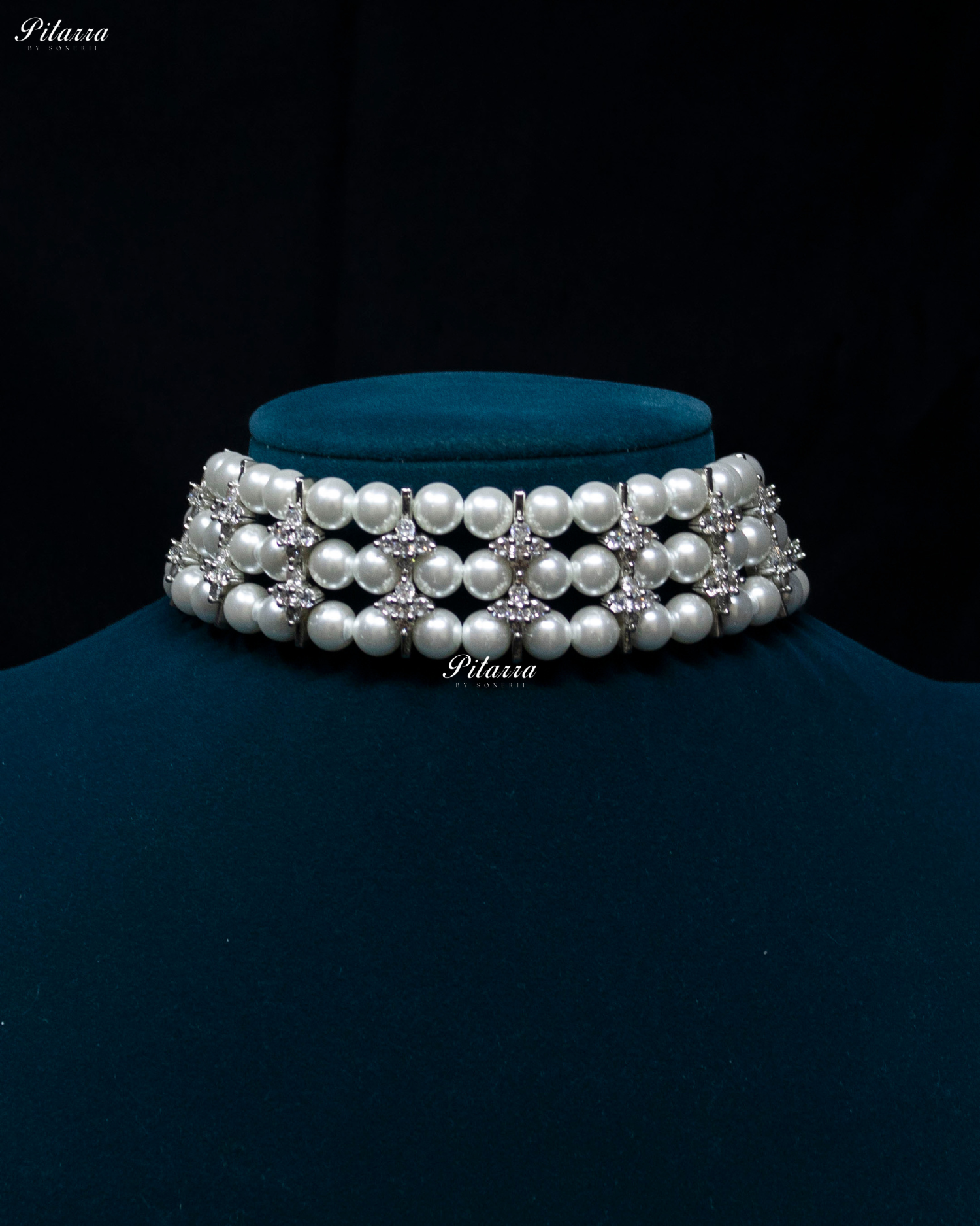 Three Layer Pearly Silver Dimonte Floret Necklace Set