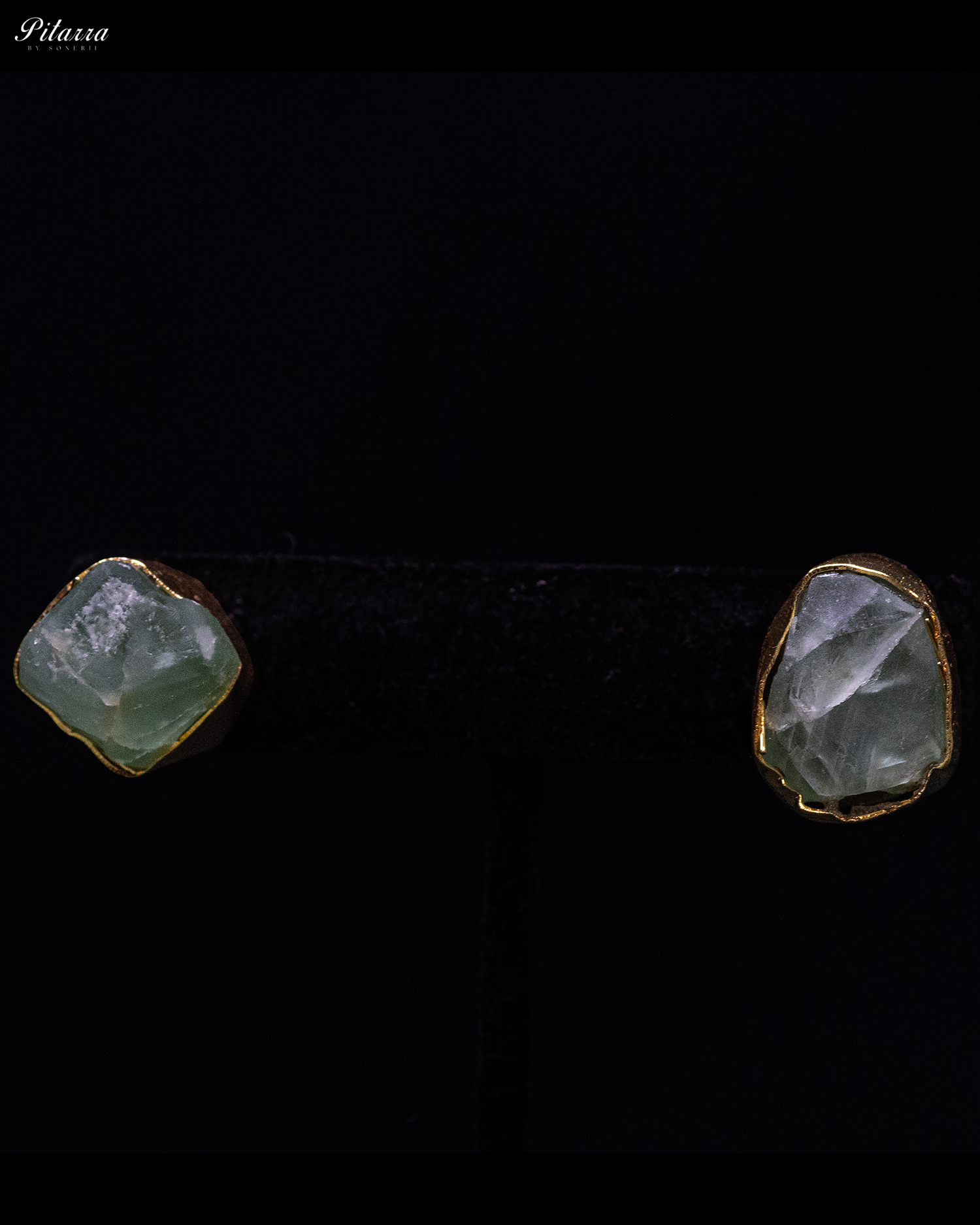 Gold Plated Aqua Raw Stone Collar Pendant Set