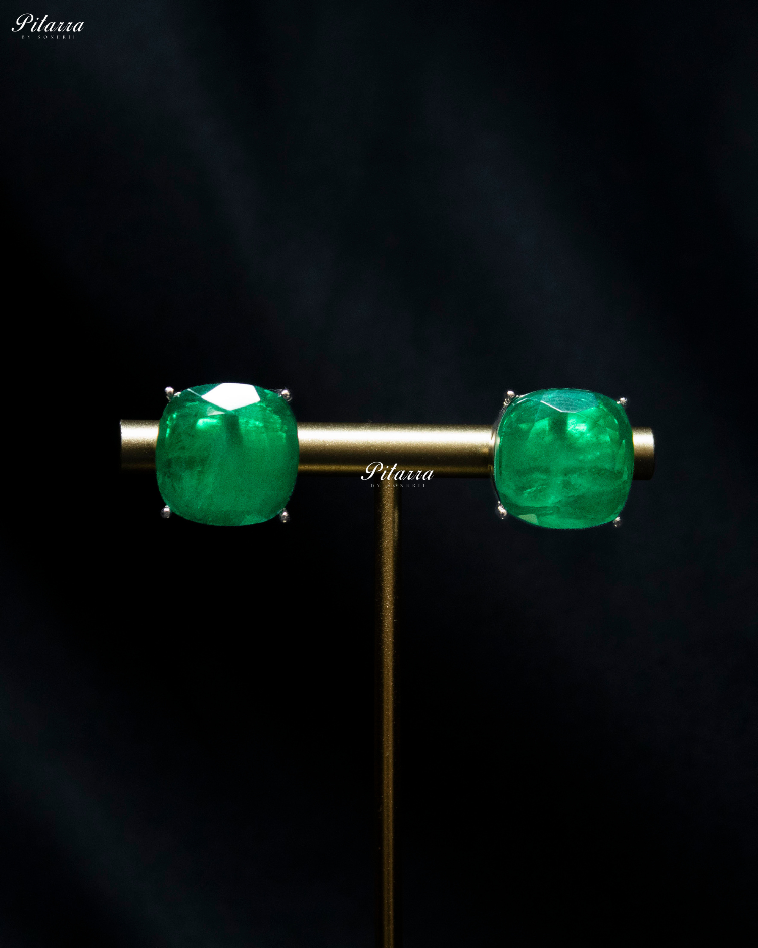 Emerald Square Stone Premium Crystal Necklace Set