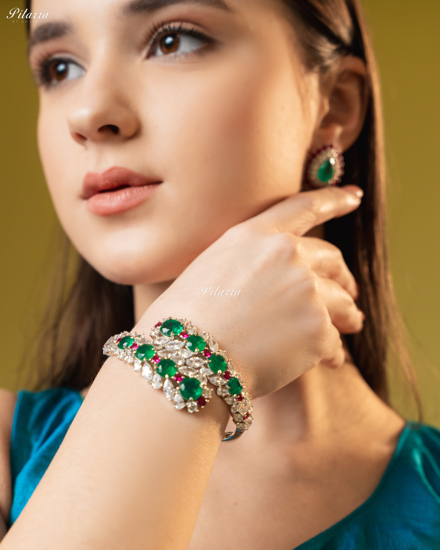 Emerald Stone Floral Zircon 92.5 Silver Bracelet