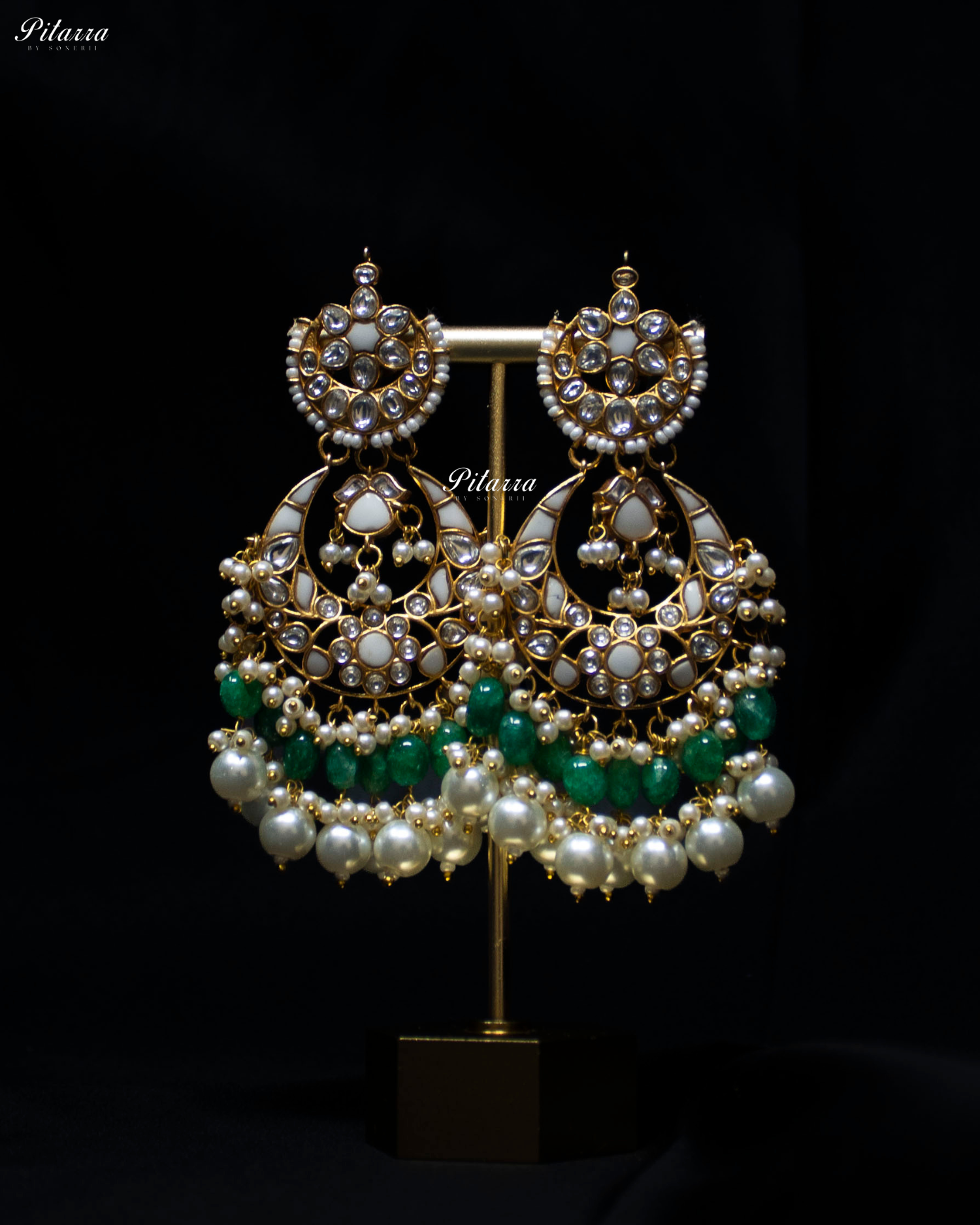 White Crystals Exclusive Kundan Necklace Set