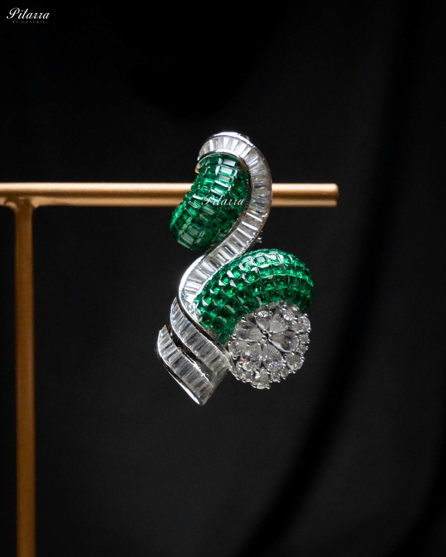 Green Unique Style Pitarra Crystal Choker Set
