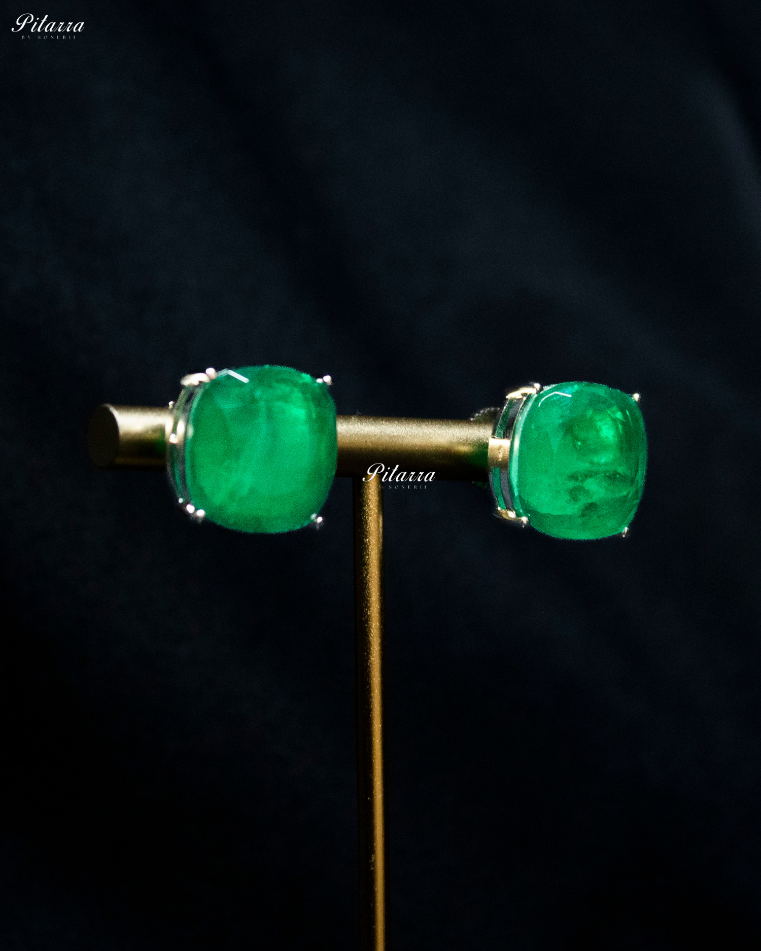 Emerald Square Stone Premium Crystal Necklace Set