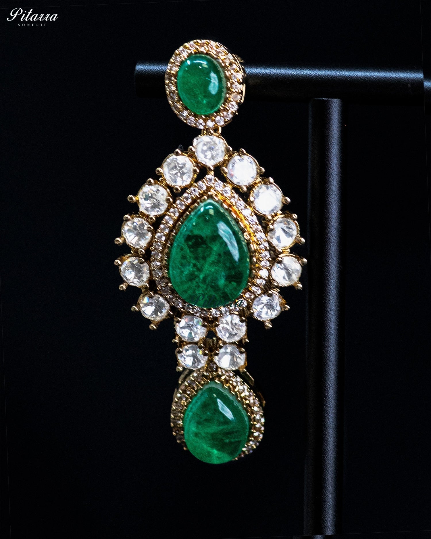 Green Teardrop Kundan Necklace Set