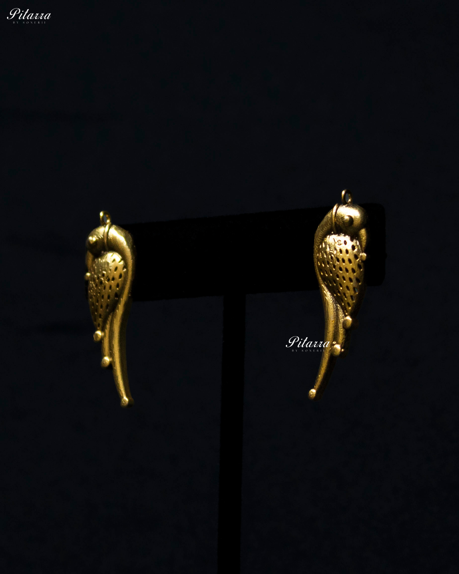 Parrot Motifs Gold Plated Kundan Necklace Set