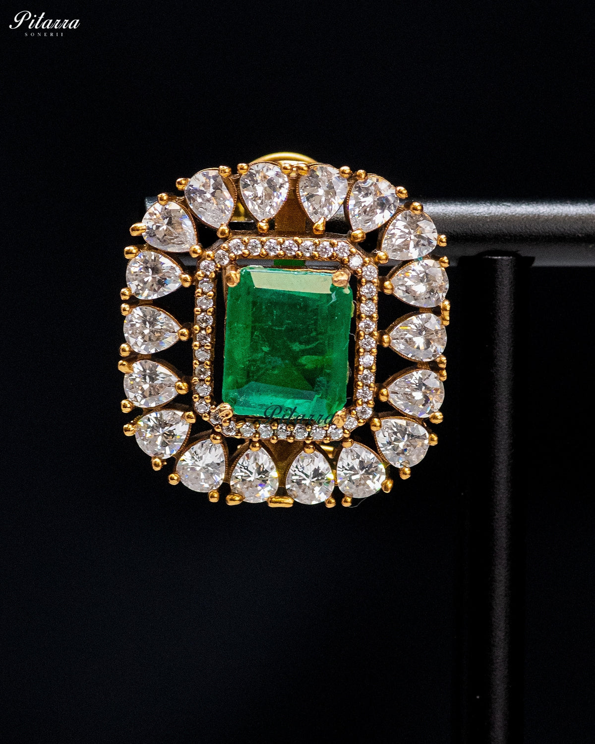 Emerald Green Stone Kundan Choker Set