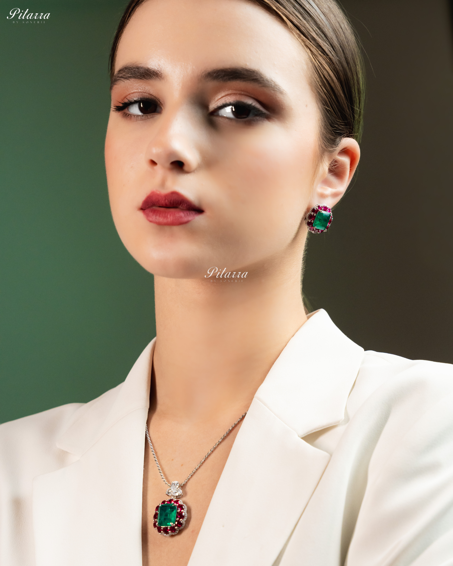 Emerald Stone Pink Line Square 92.5 Silver Neckalce Set