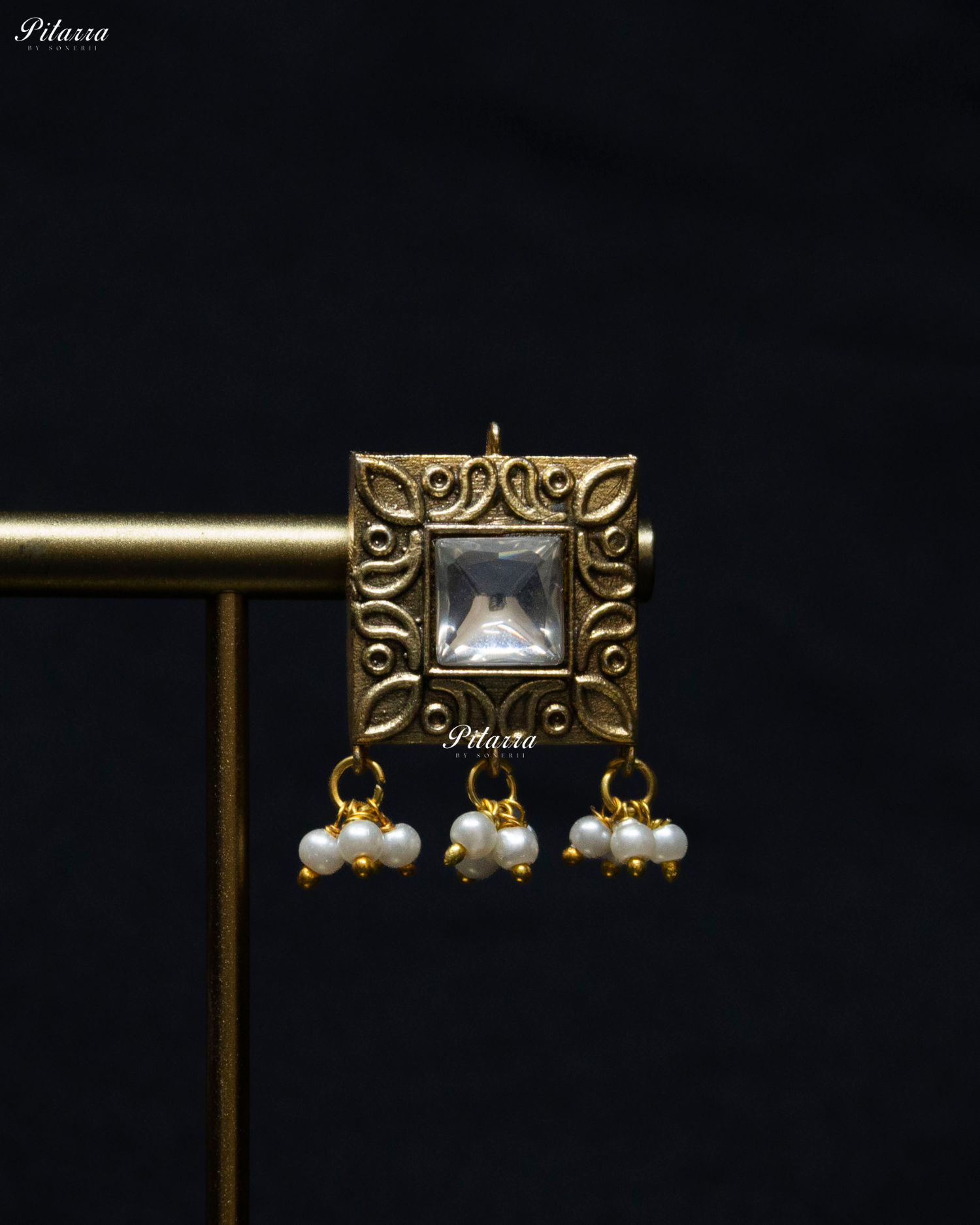 Square Clear Crystal Stone Golden Tone Kundan Choker Set
