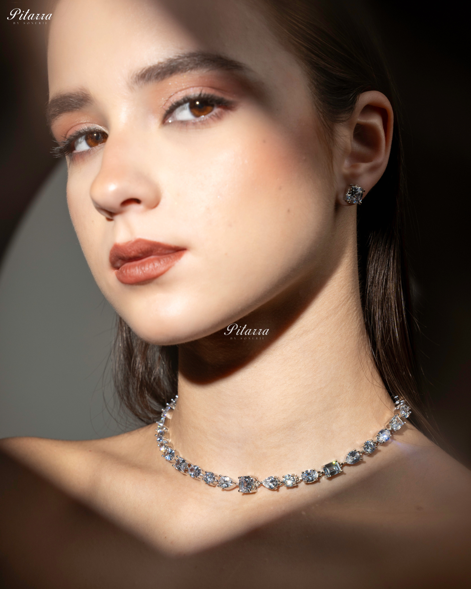 Small White Crystal Cubic Zircone Choker Set