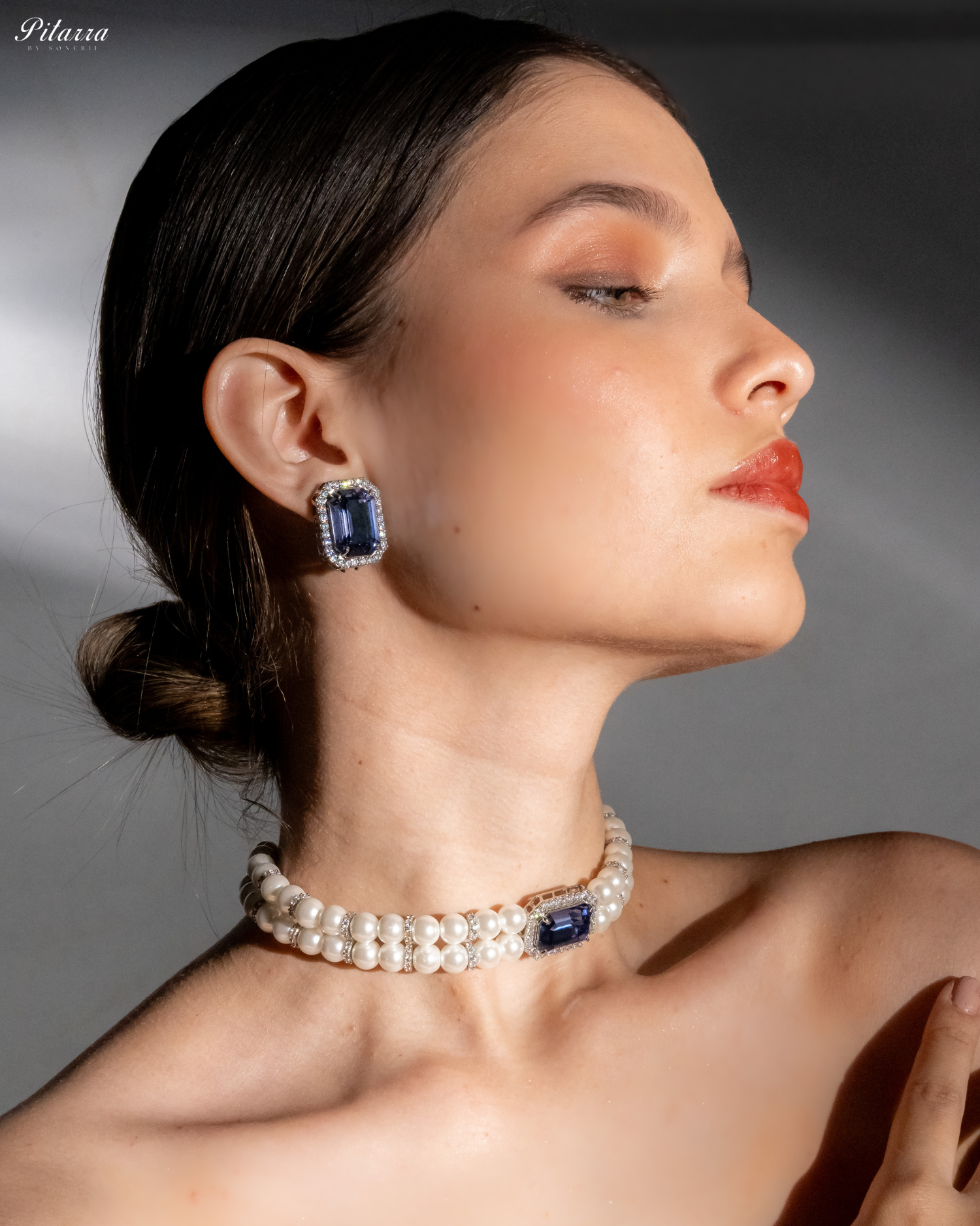 Blue Stone Two Layer Pearl Choker_Side Necklace and Earrings