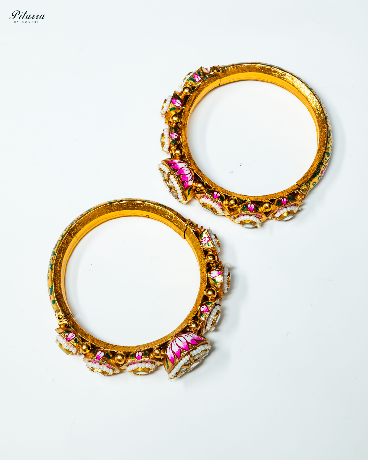 Golden Rajwadi Traditional Kundan Bangle Set_Side Angle