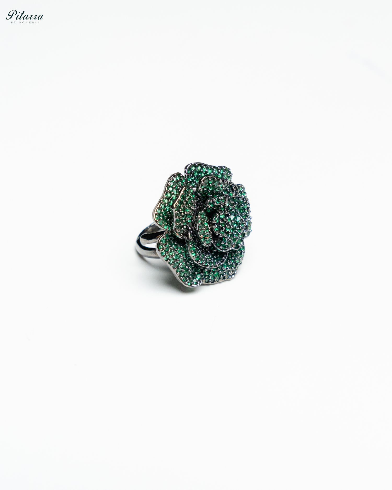 Green Tone Flower CZ Choker Set with Ring_White Background Ring