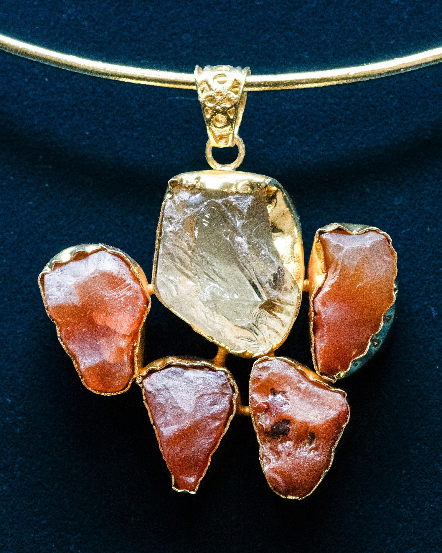 Gold Plated White Raw Stone Collar Pendant Set