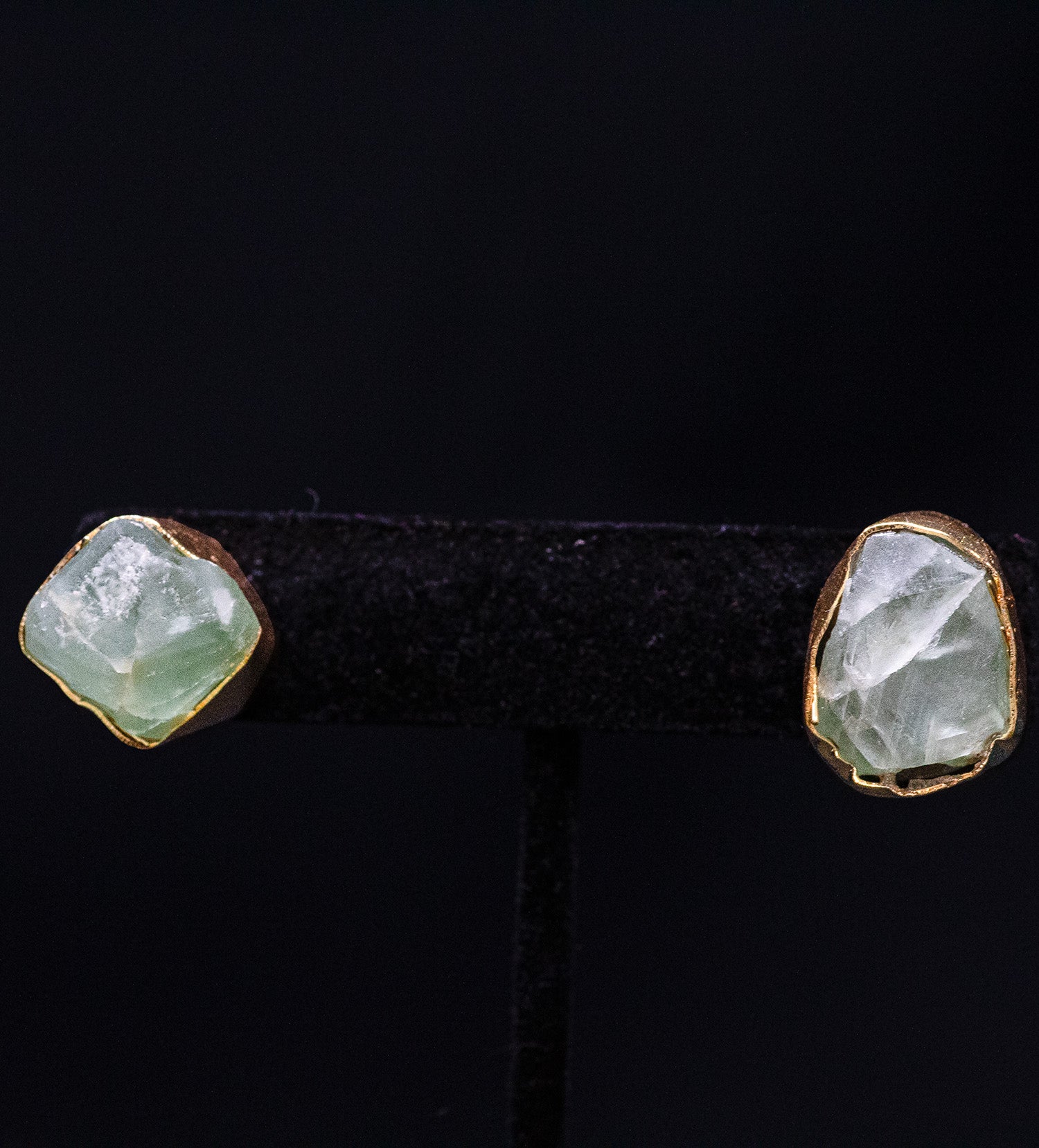 Gold Plated Aqua Raw Stone Collar Pendant Set