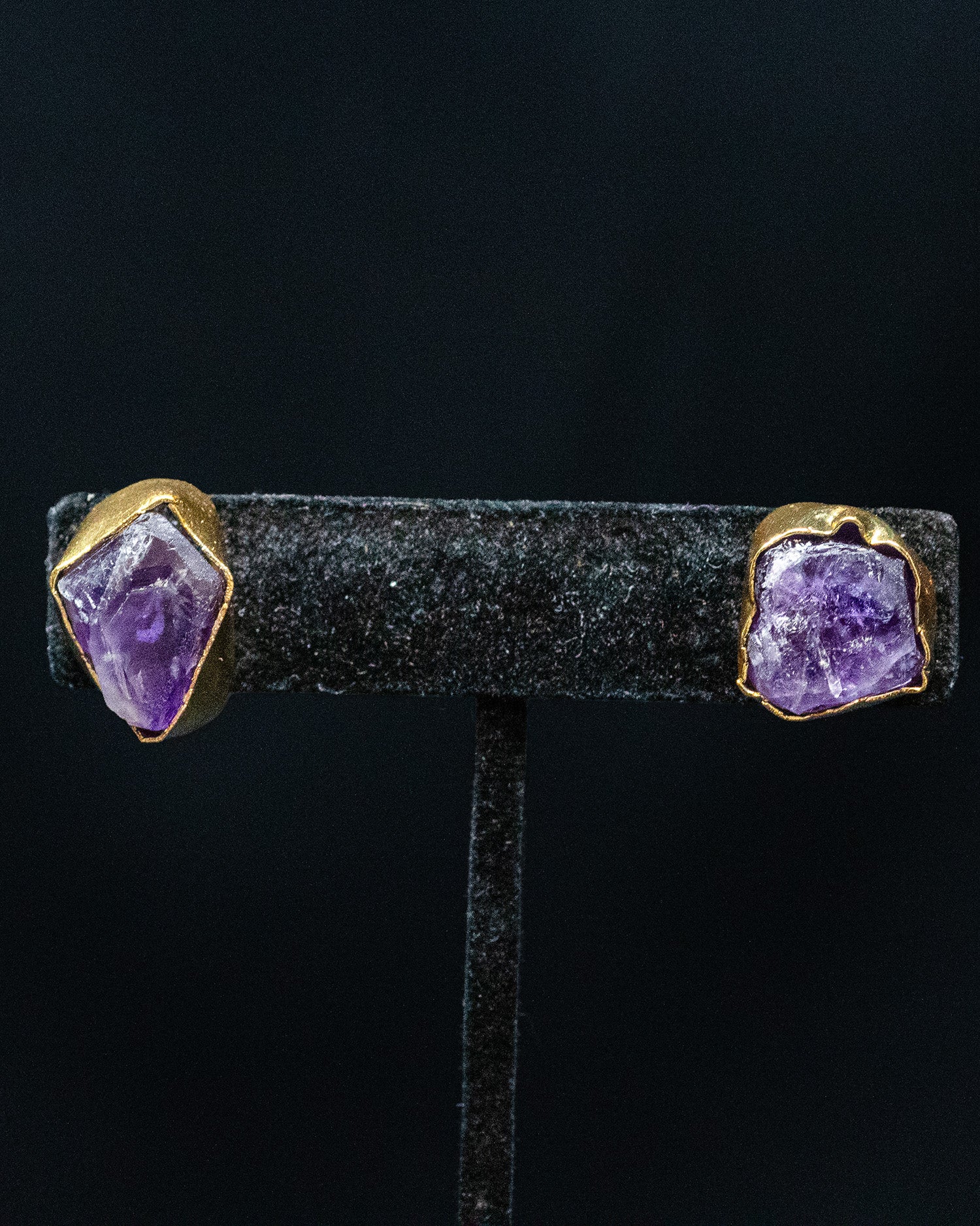 Gold Plated Purple Raw Stone Collar Pendant Set