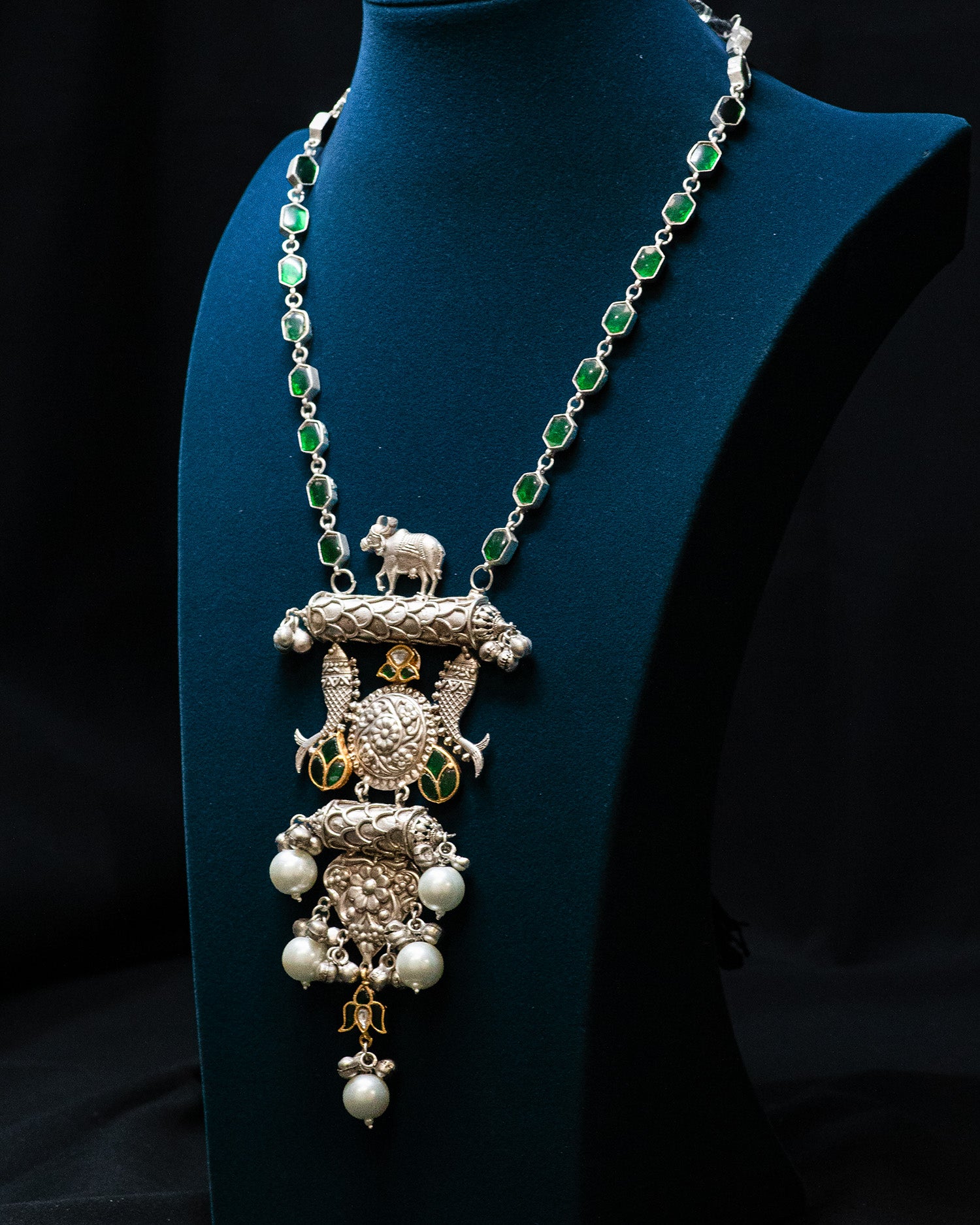 Bull Motif Green Stone Long Silver Look Alike Necklace Set