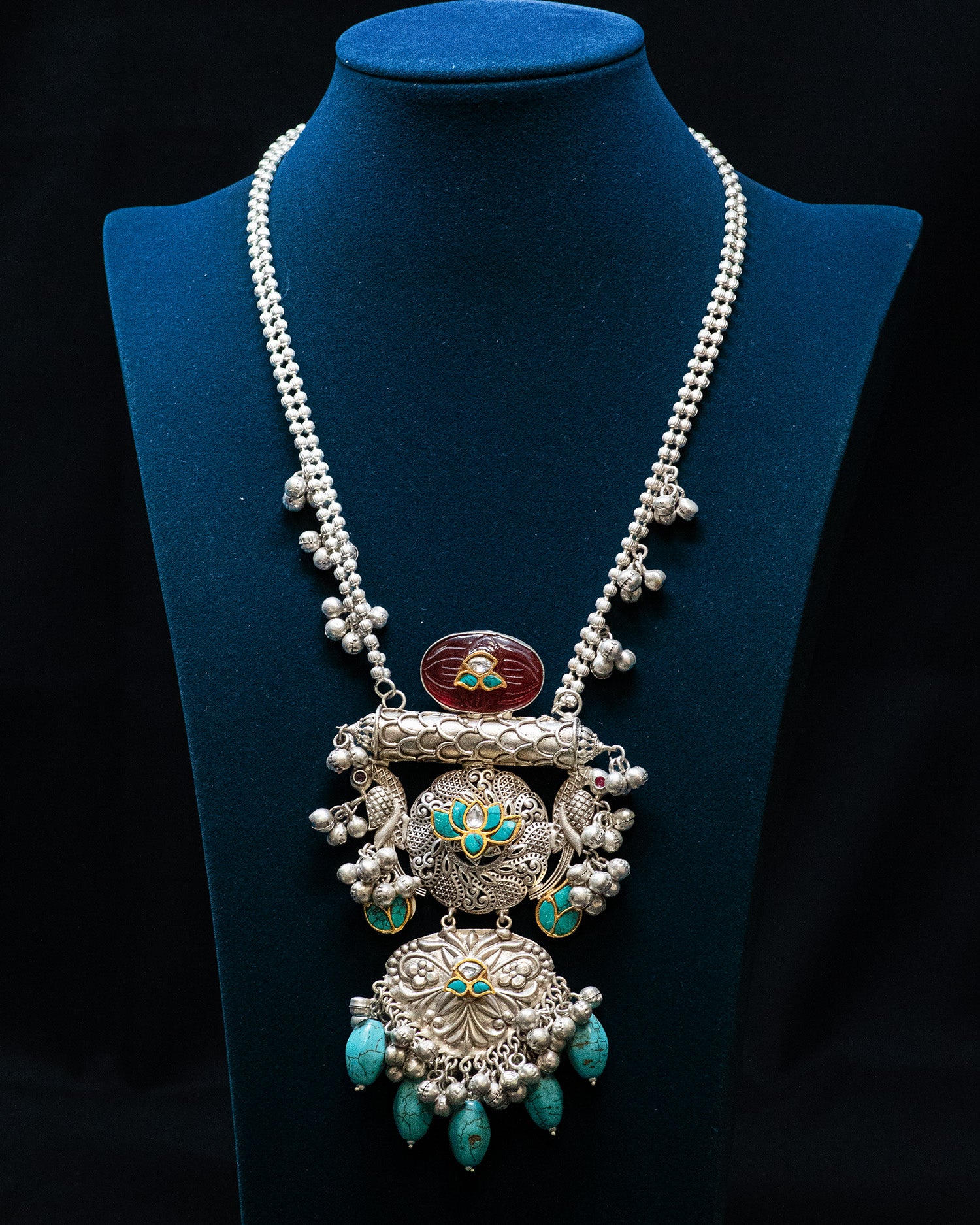 Red Stone Blue Pearl Antique Long Silver Look Alike Necklace Set