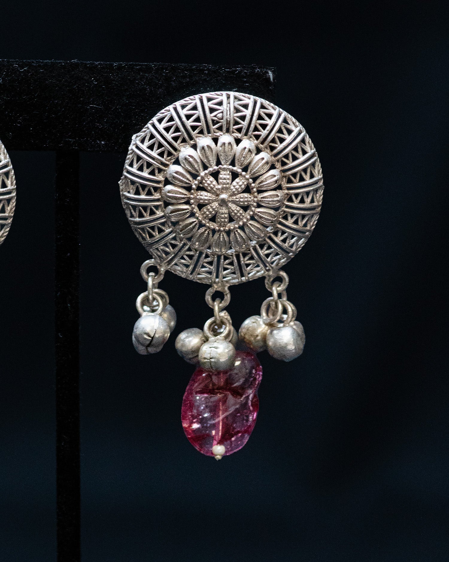 Red Stone Red Pearl Antique Long Silver Look Alike Necklace Set