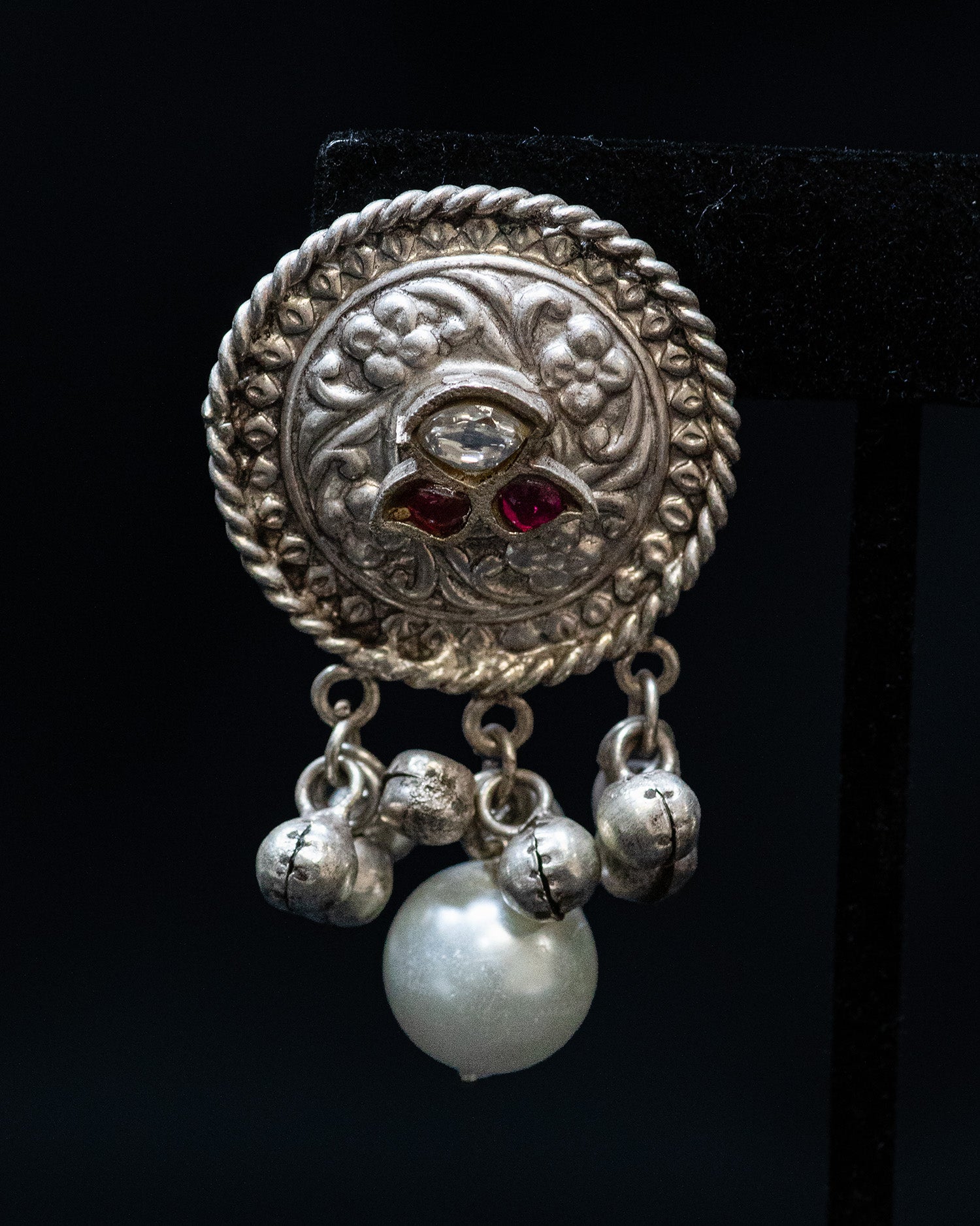 Blue Centre Stone Dual Elephant Pearl Silver Look Alike Necklace Set