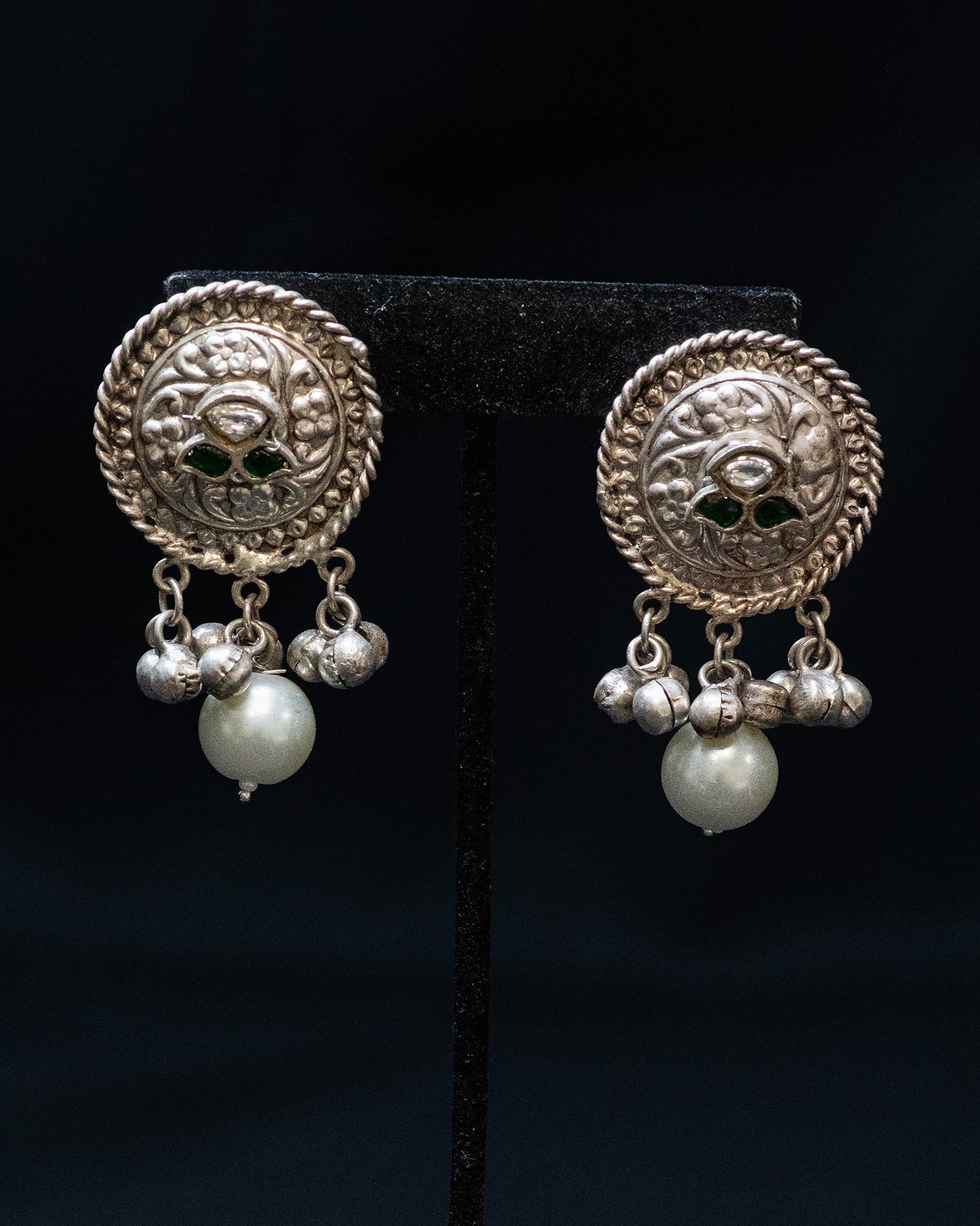 Brown Centre Stone Dual Elephant Pearl Silver Look Alike Necklace Set