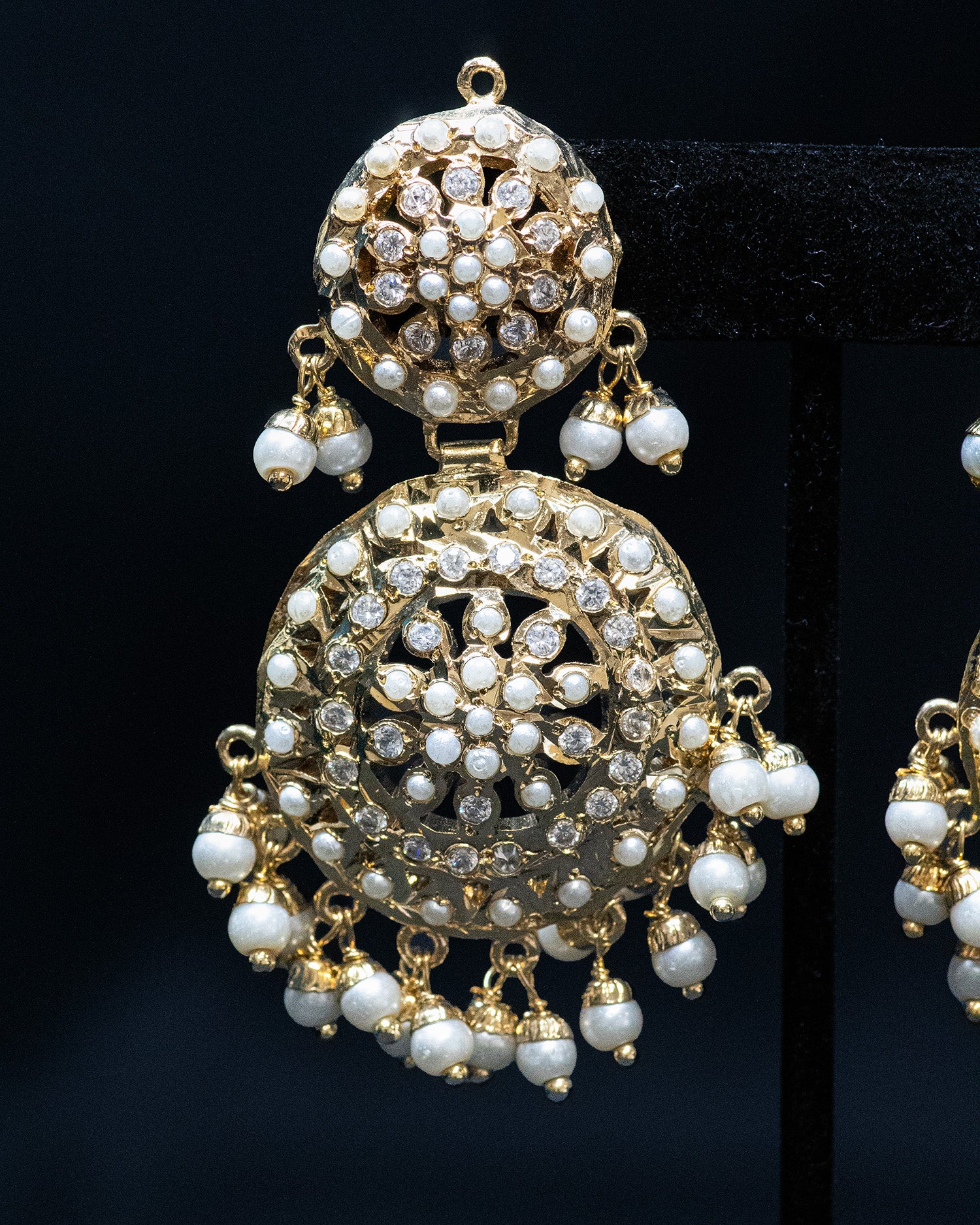 Multilayer Pearl Gold Finish Flora Kundan Necklace Set