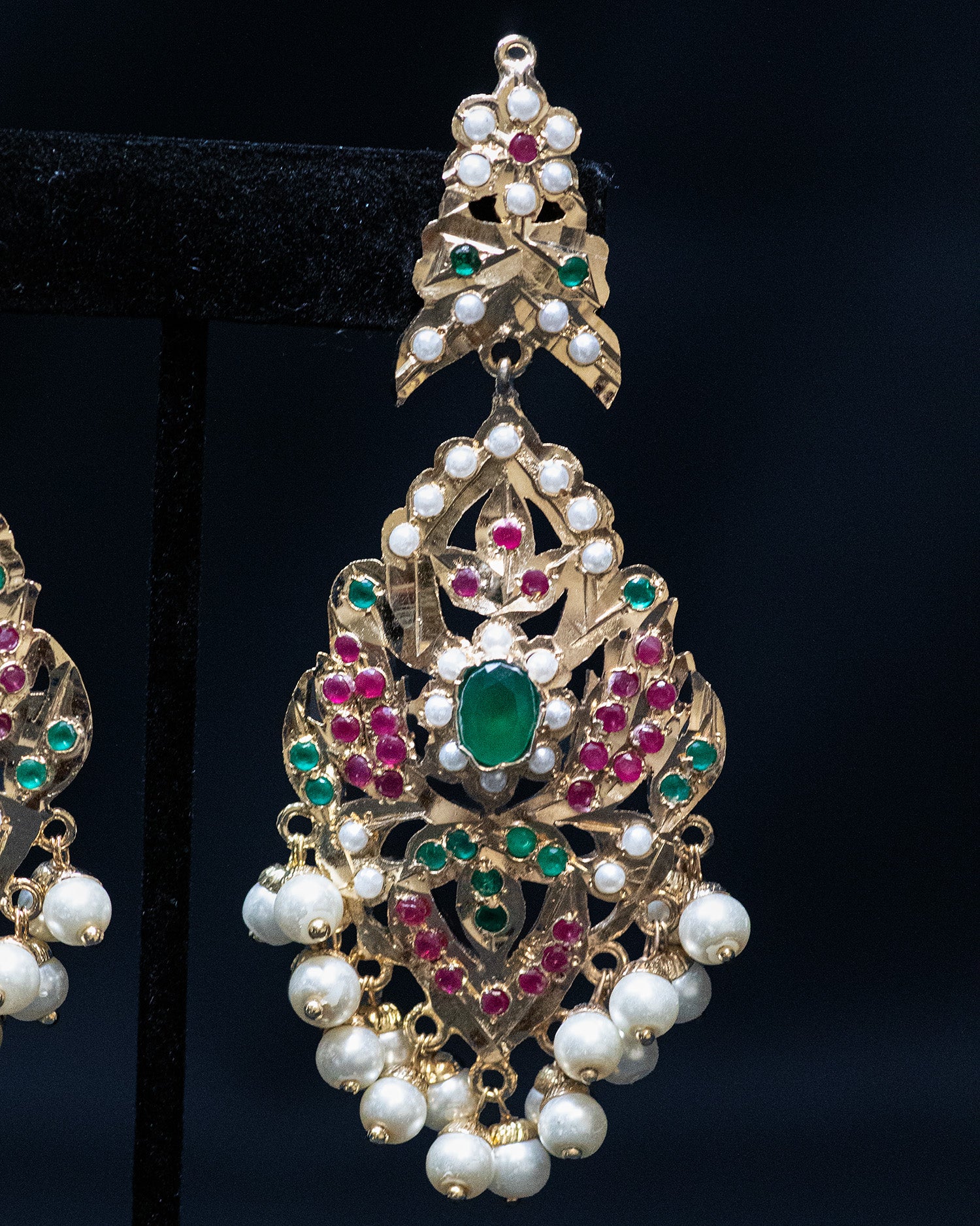 Multilayer Beads Green and Pink Unique Kundan Necklace Set