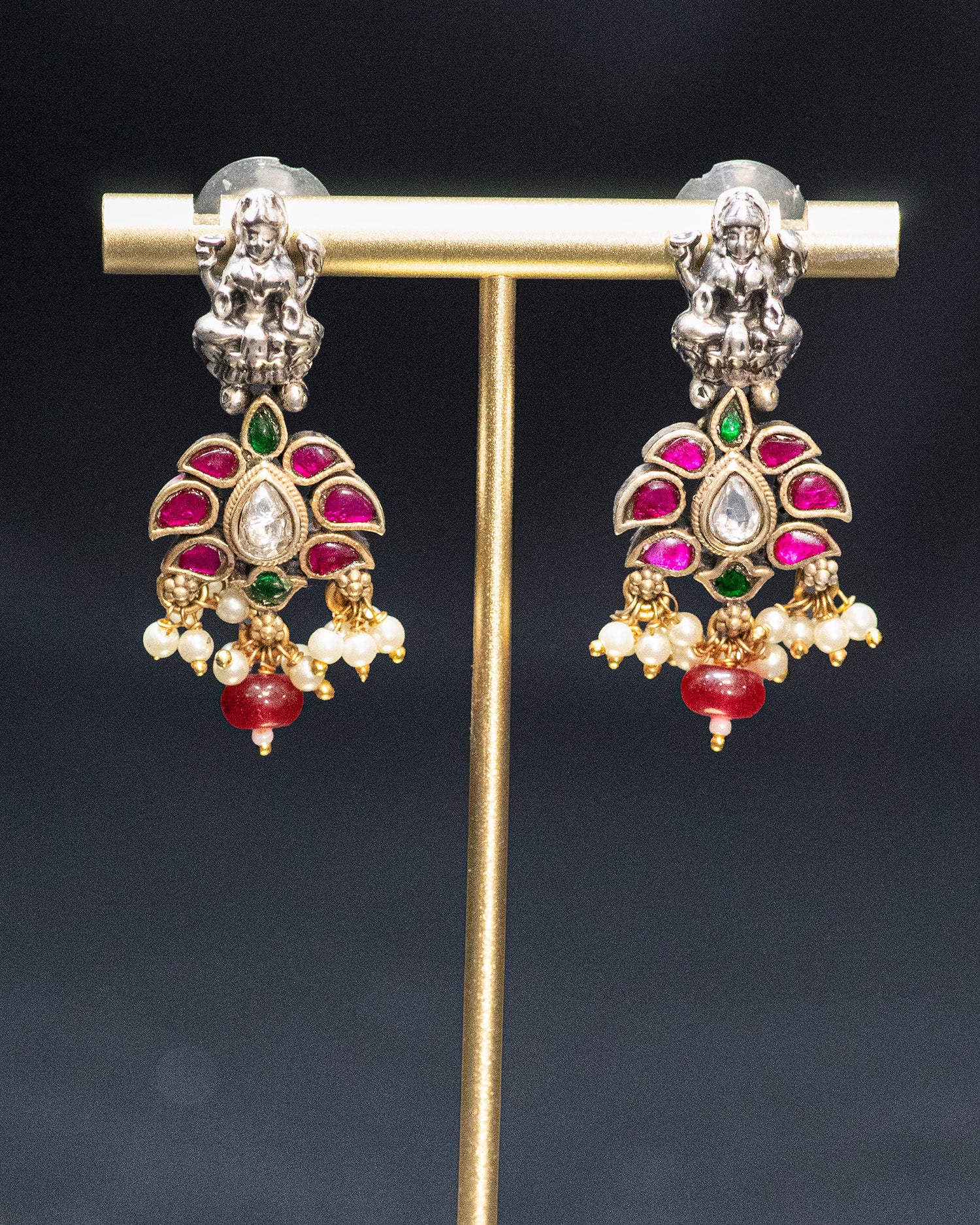 Beads Chain Green Stone Laxmi Silver Look Alike Pendant Set