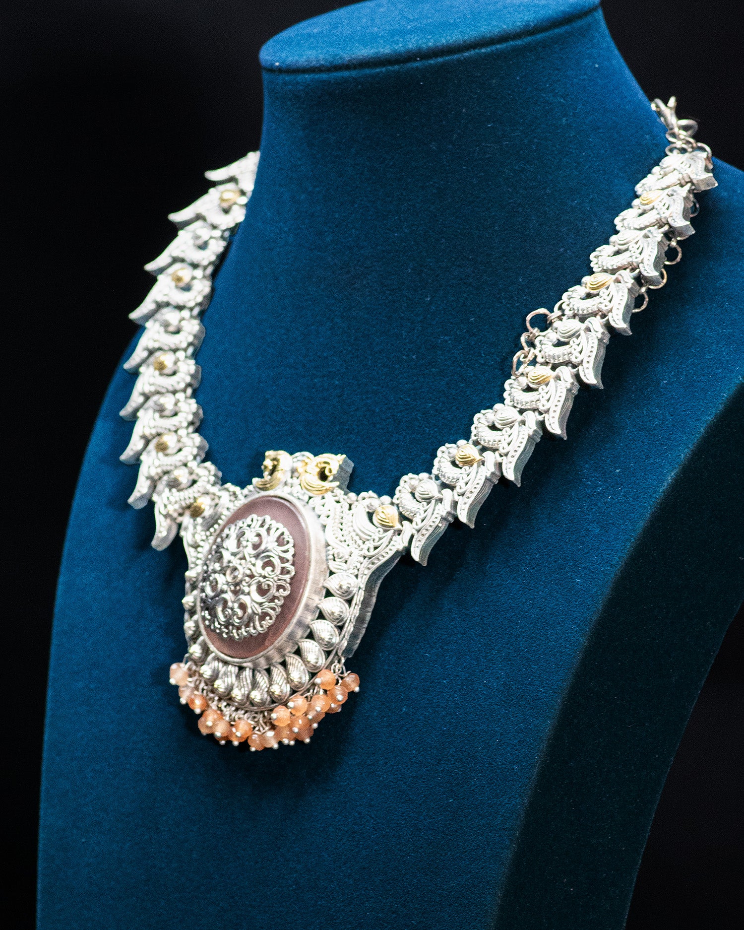 Dualtone Peacock with Peacock Chain Silver Look Alike Pendant Set