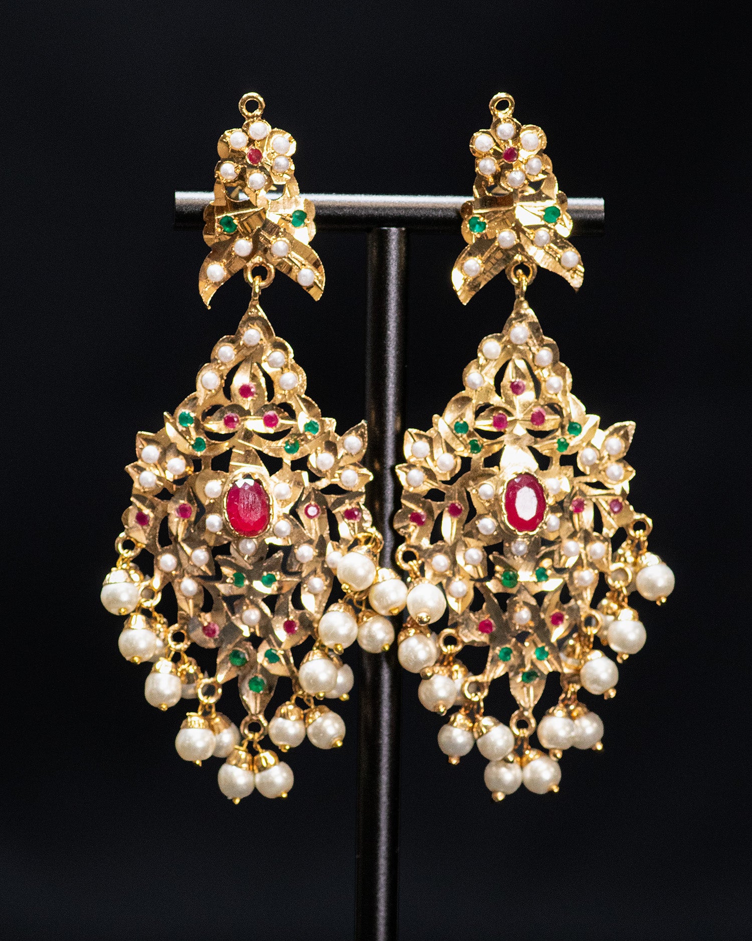 Multilayer Beads Green and Ruby Red Unique Punjabi Jadau Necklace Set