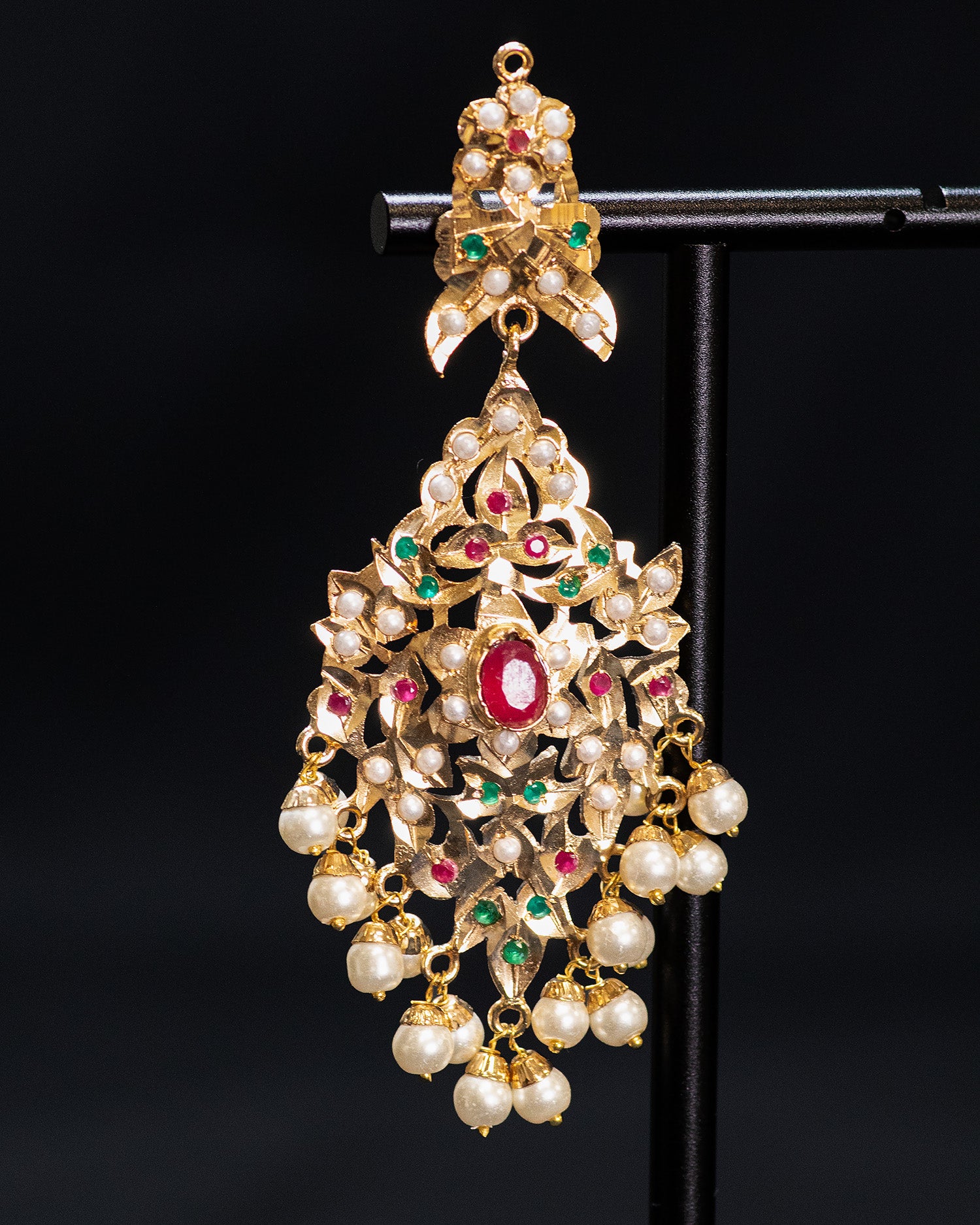 Multilayer Beads Green and Ruby Red Unique Punjabi Jadau Necklace Set