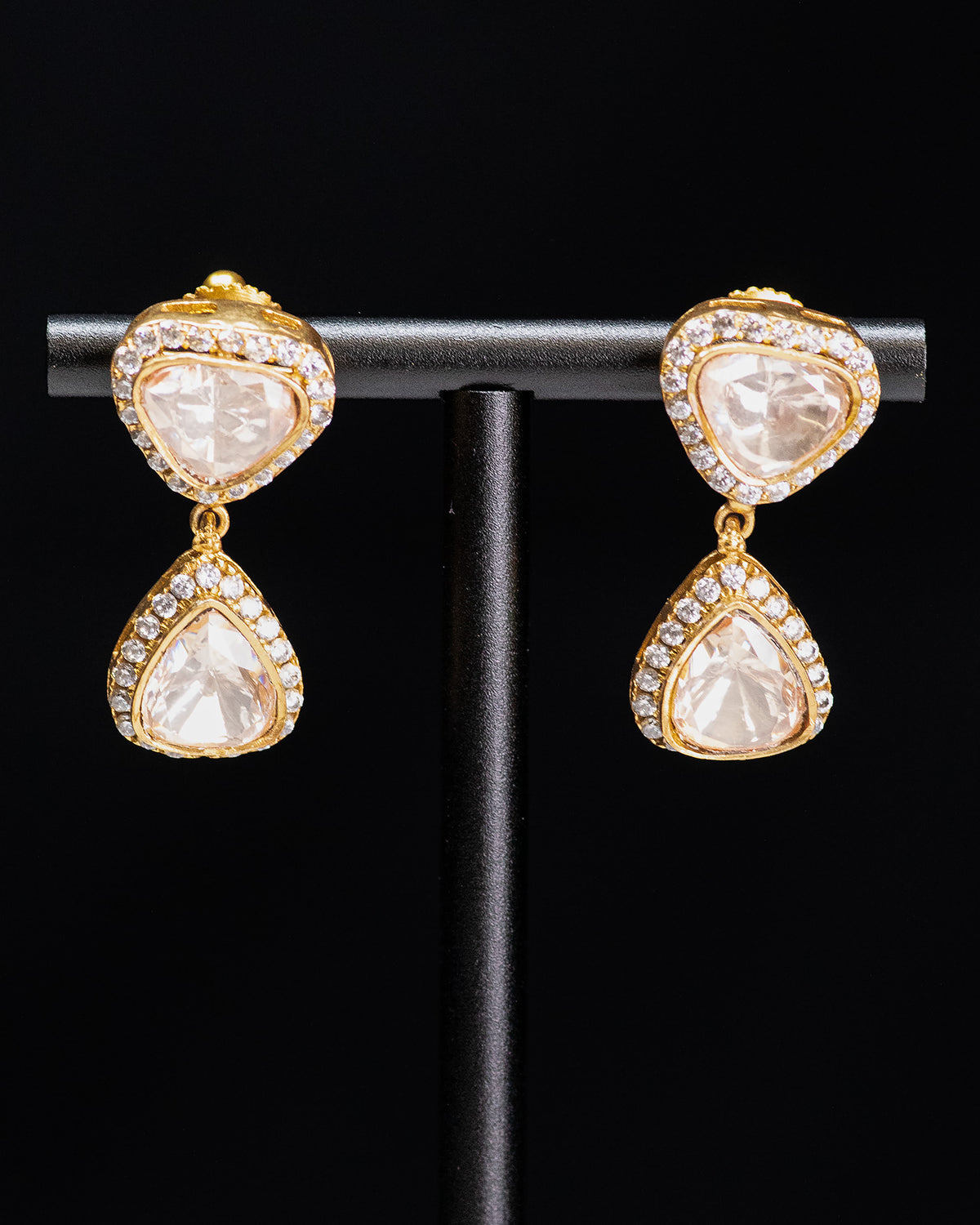 Golden Finish Uncut Stones Polki Kundan Necklace Set