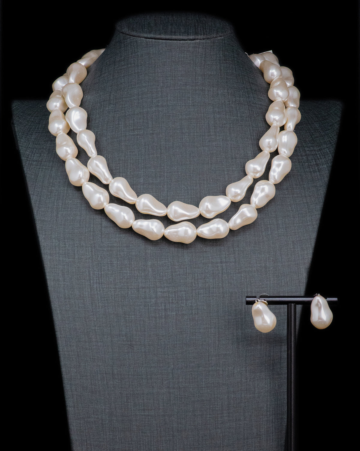 Artificial baroque Pearl Necklace And Drop Earrings Set