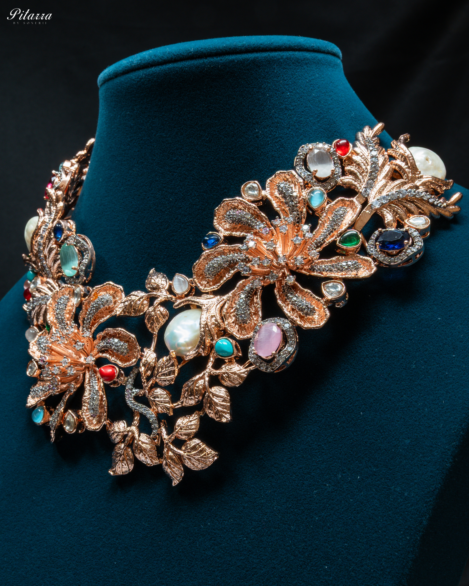 Multicolored in Rose Gold polish Necklace set_Zoom Angle
