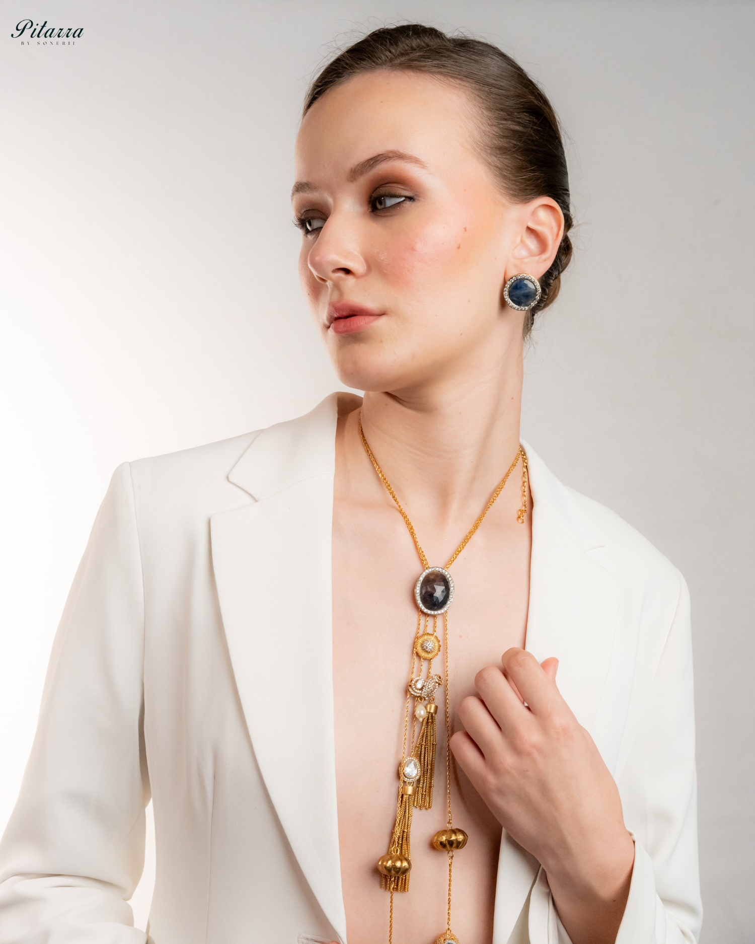 Pitarra Blue Stone Golden Chain Neccklace Set_Side Image