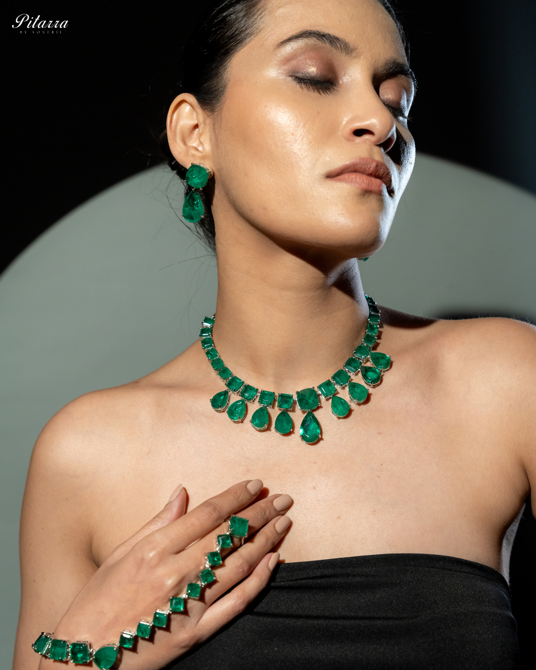 Pitarra Emerald Crystal Necklace Set