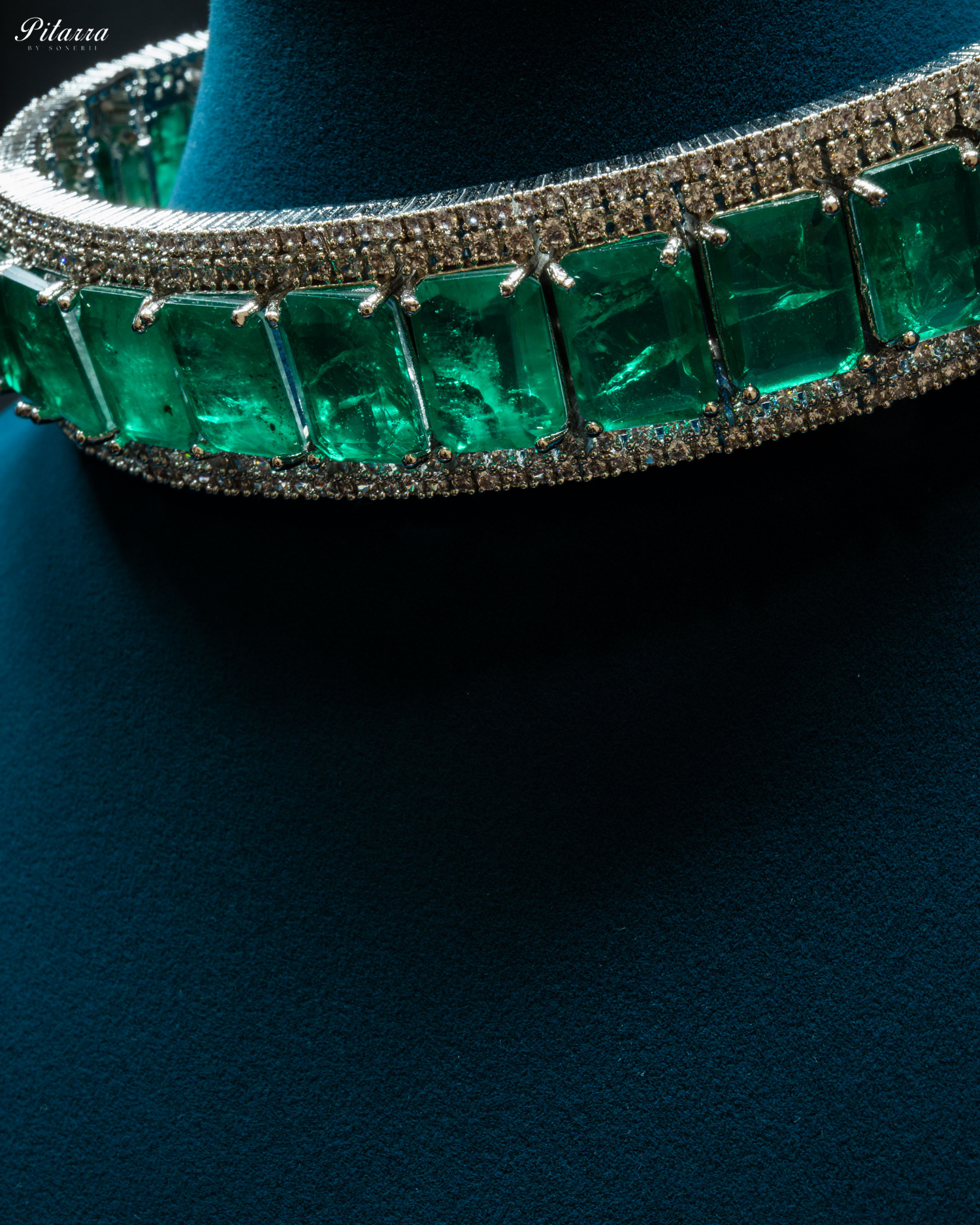 Premium Green Stone Silver Doublet Choker_Zoom Angle